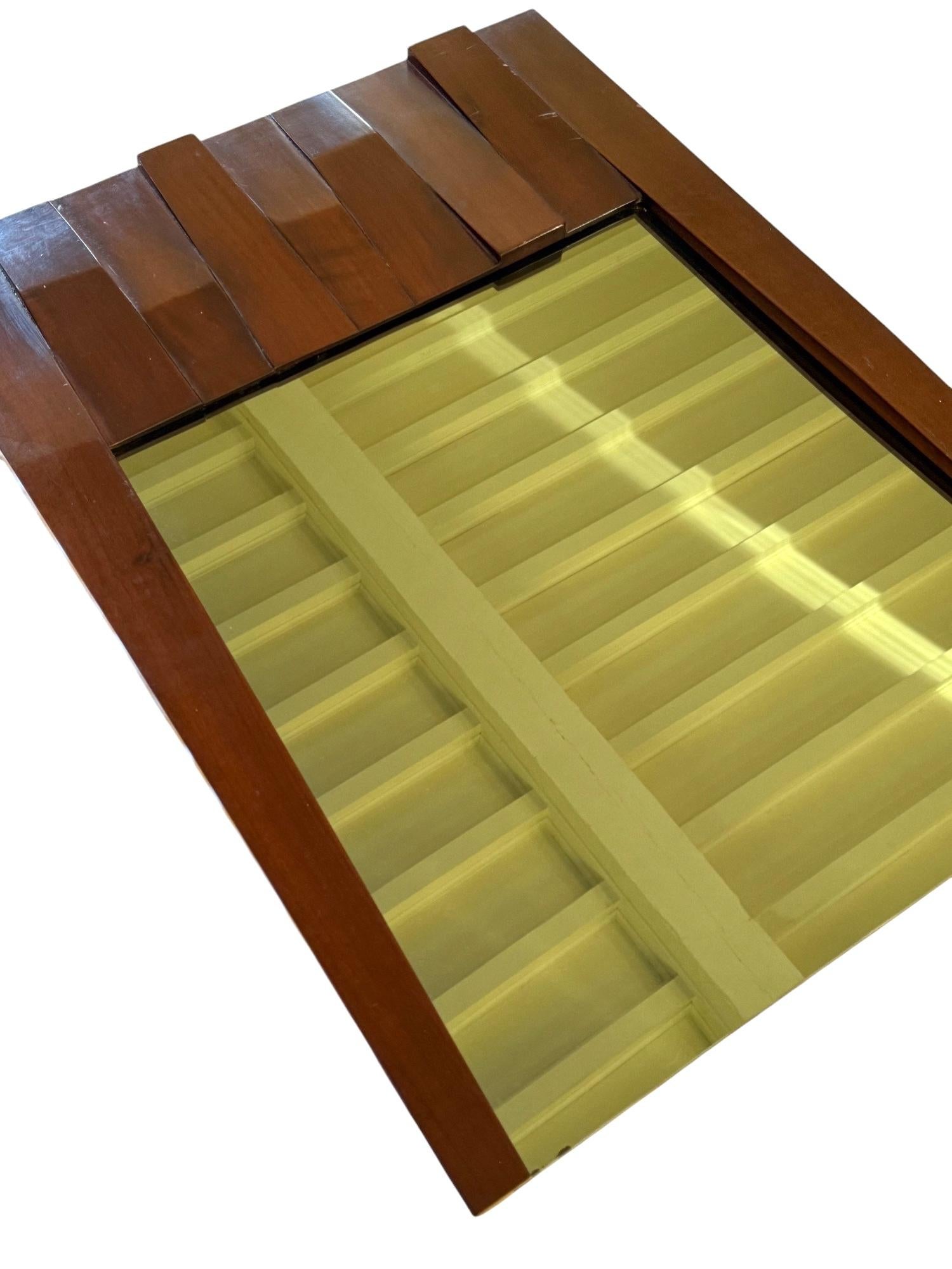 Luciano Frigerio, Hollywood Regency mod. miroir en noyer massif baryté, Italie 1970 en vente 10