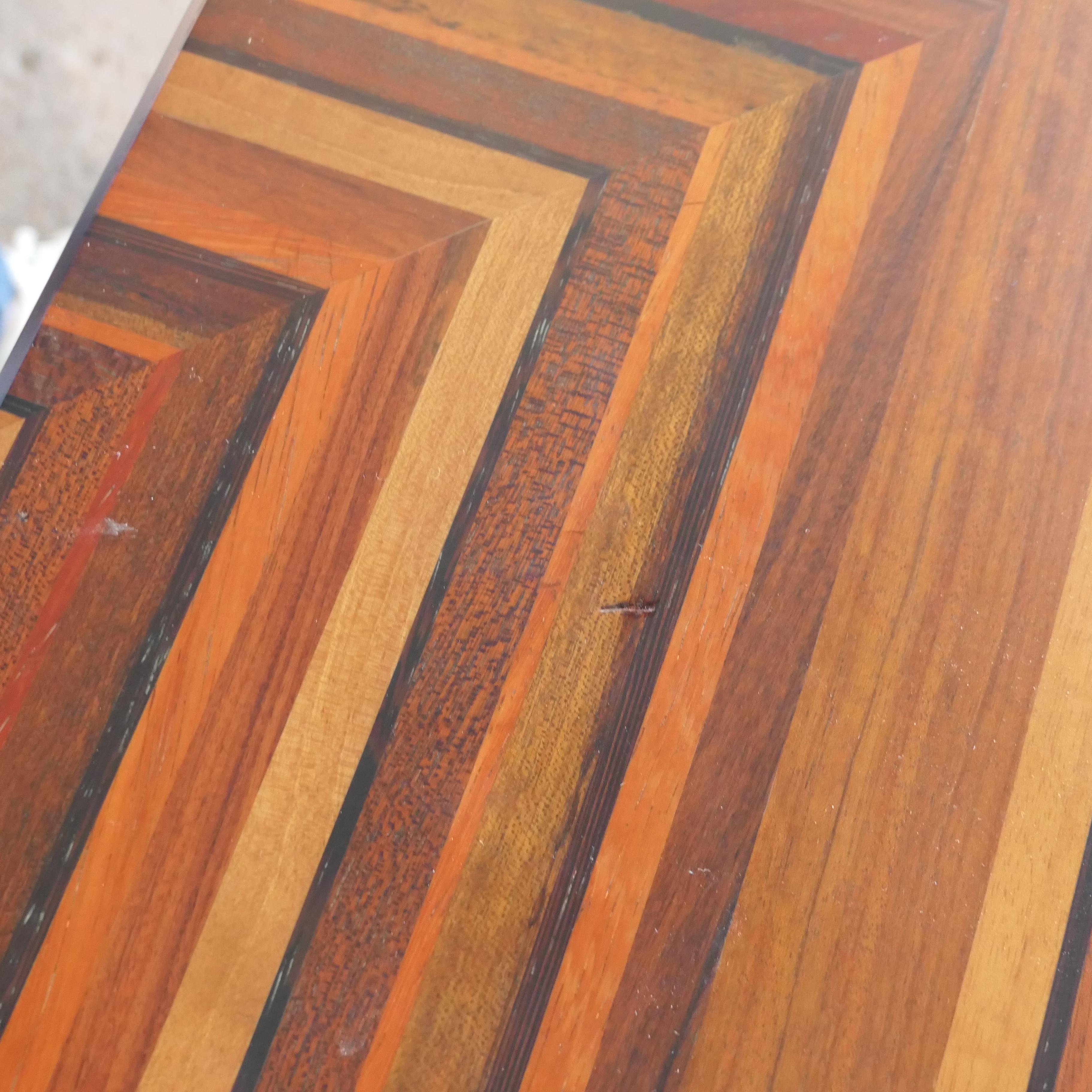 Table de salle à manger en marqueterie Luciano Frigerio en vente 9