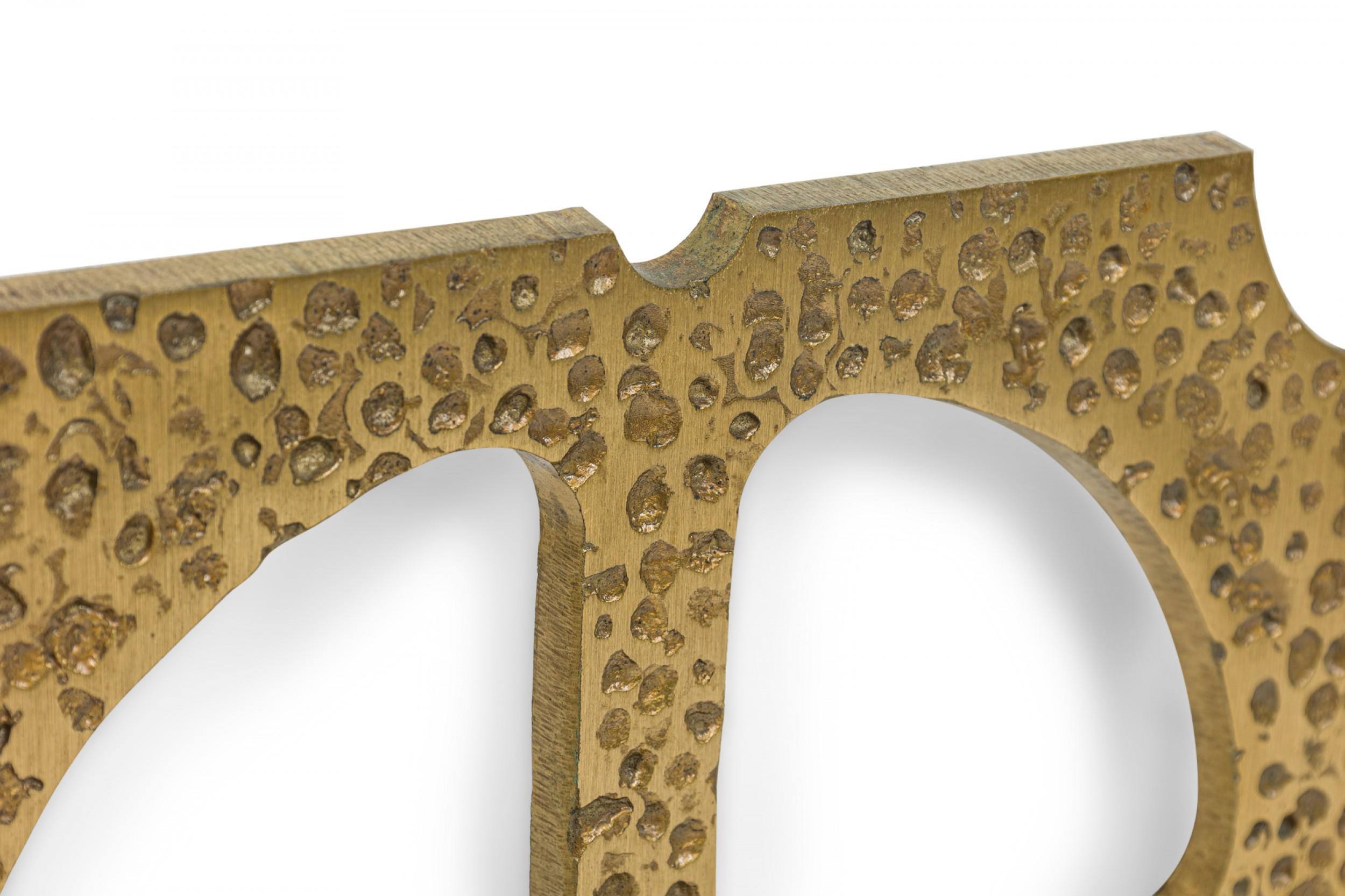 Luciano Frigerio Modernes italienisches Kopfteil aus handgehämmerter Bronze in Königsgröße (Moderne der Mitte des Jahrhunderts) im Angebot
