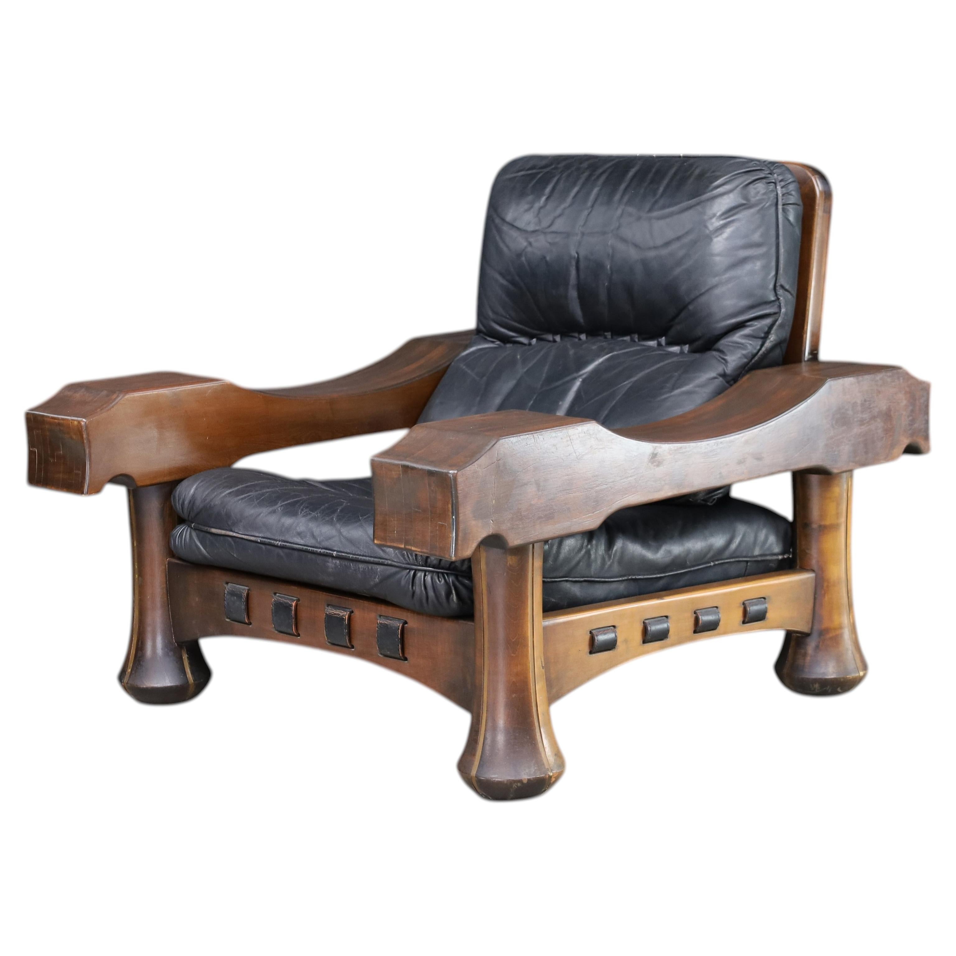 Luciano Frigerio Lounge Chairs - 9 For Sale at 1stDibs | luciano
