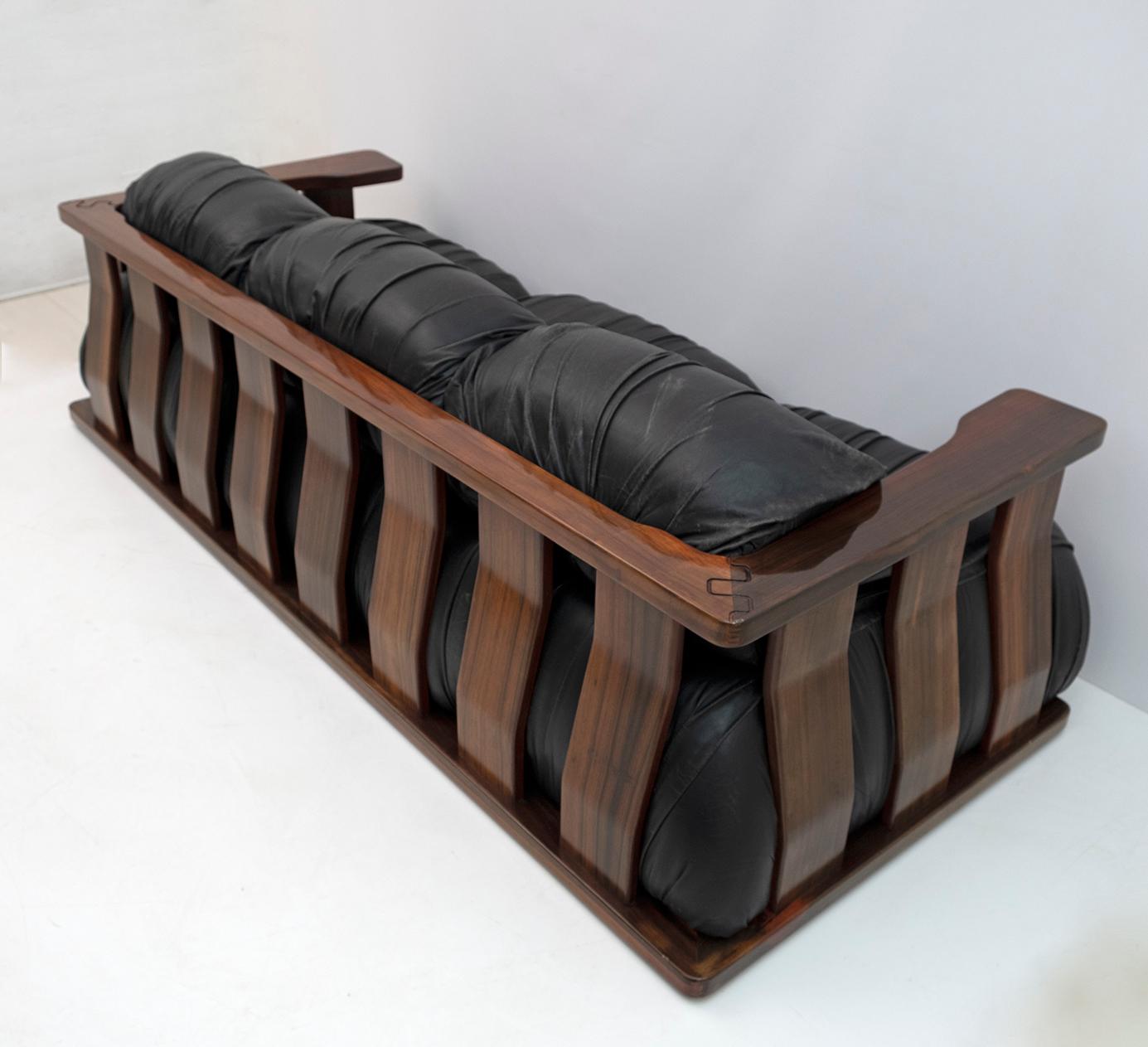 Luciano Frigerio Mid-Century Modern Italian Wood and Leather Sofa 