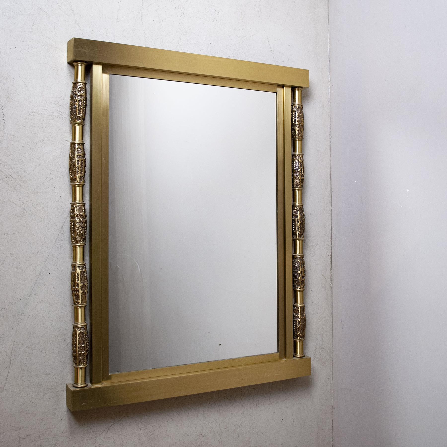 Die-cast brass mirror manufactured by Luciano Frigerio 1970s.

Luciano Frigerio was born in Desio in 1928. His father Giovanni started, from 1889, a high artisan cabinet-making workshop. Luciano attended kindergarten at the Paola di Rosa College in