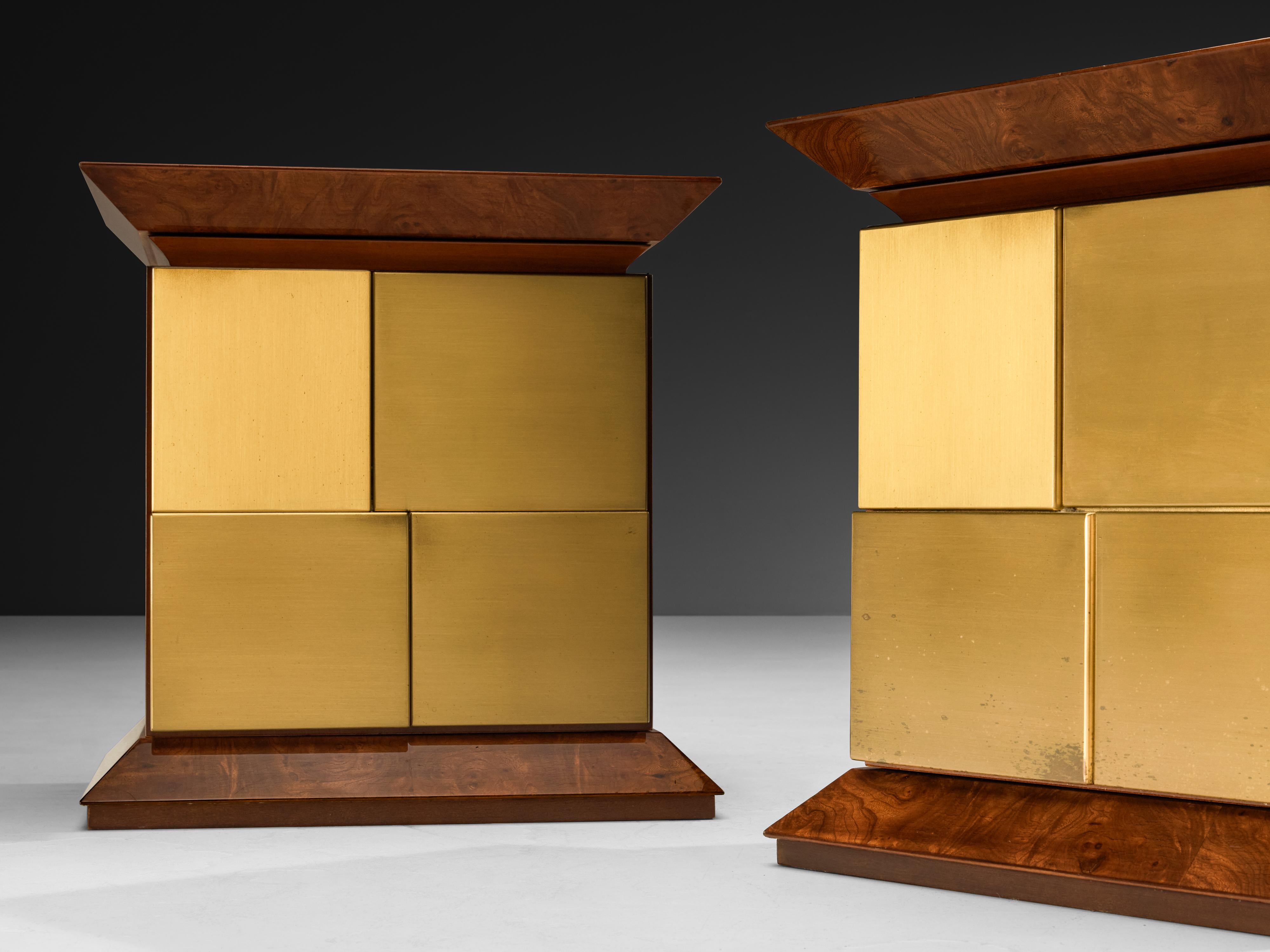 Post-Modern Luciano Frigerio Nightstands in Elm Burl and Brass For Sale