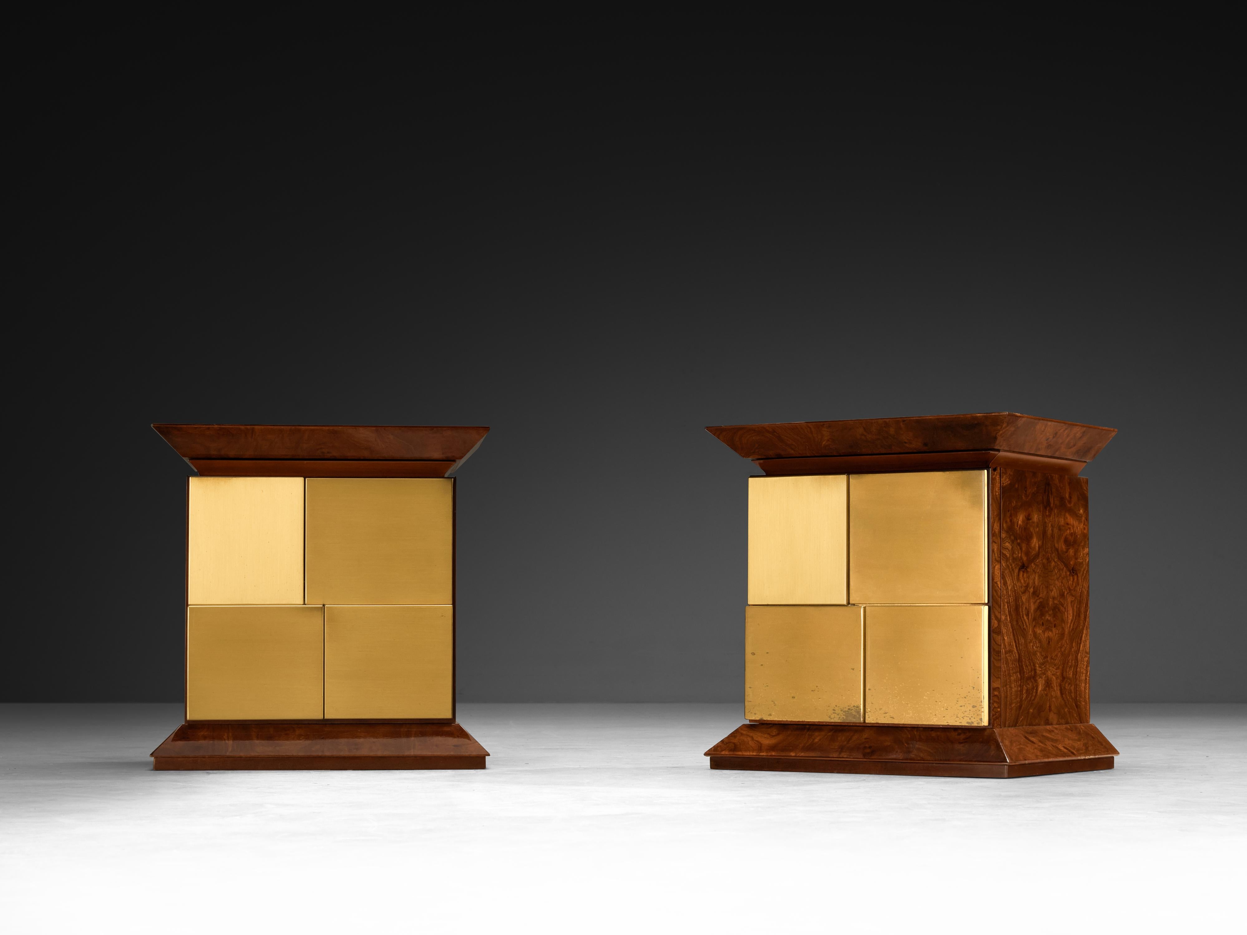 Italian Luciano Frigerio Nightstands in Elm Burl and Brass For Sale