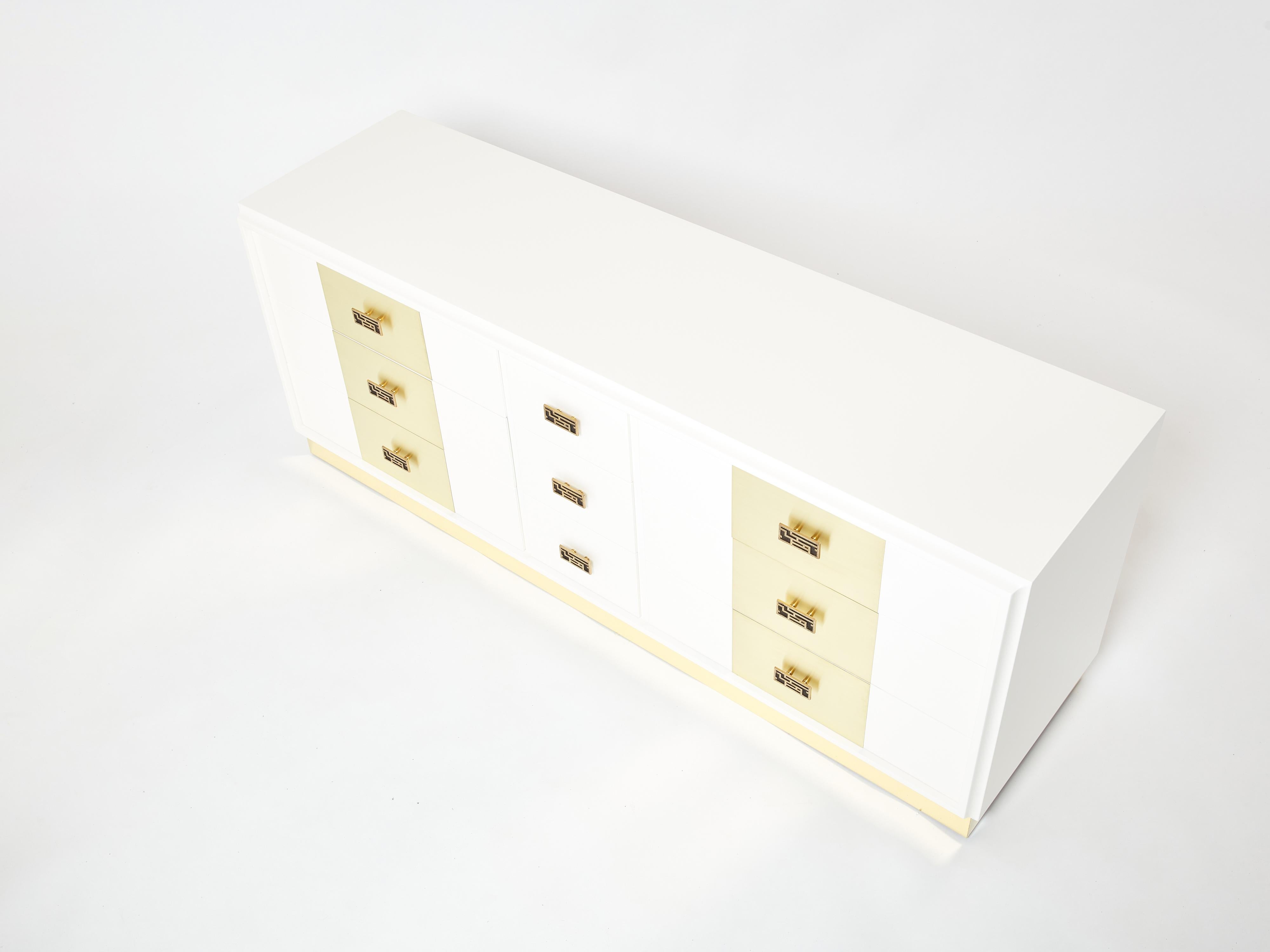 Mid-Century Modern Luciano Frigerio off White Lacquered Brass Commode Chest 1970s For Sale
