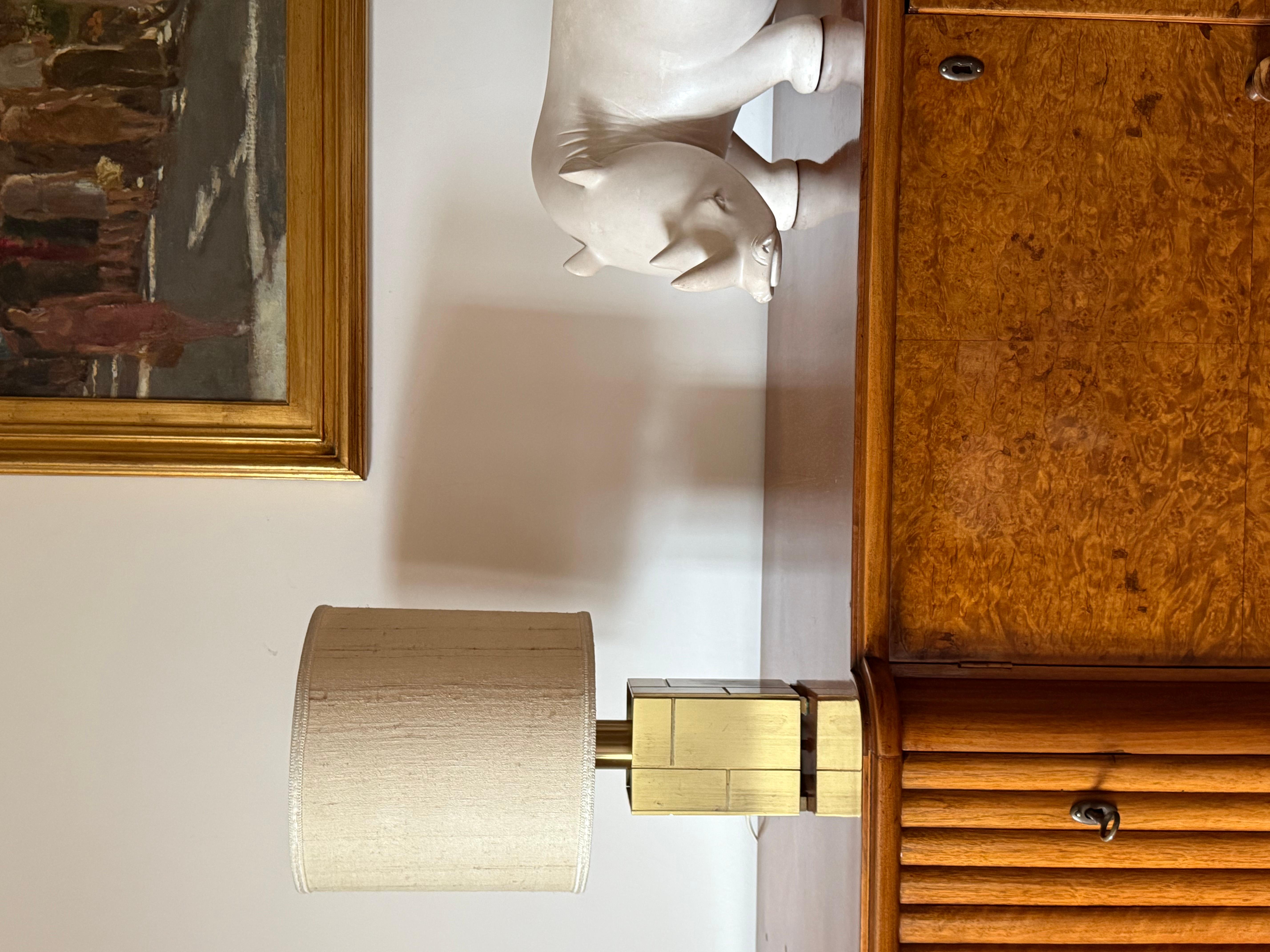 Luciano Frigerio, paire de lampes de table en laiton mod. Louis, Frigerio Italie, années 1970 5
