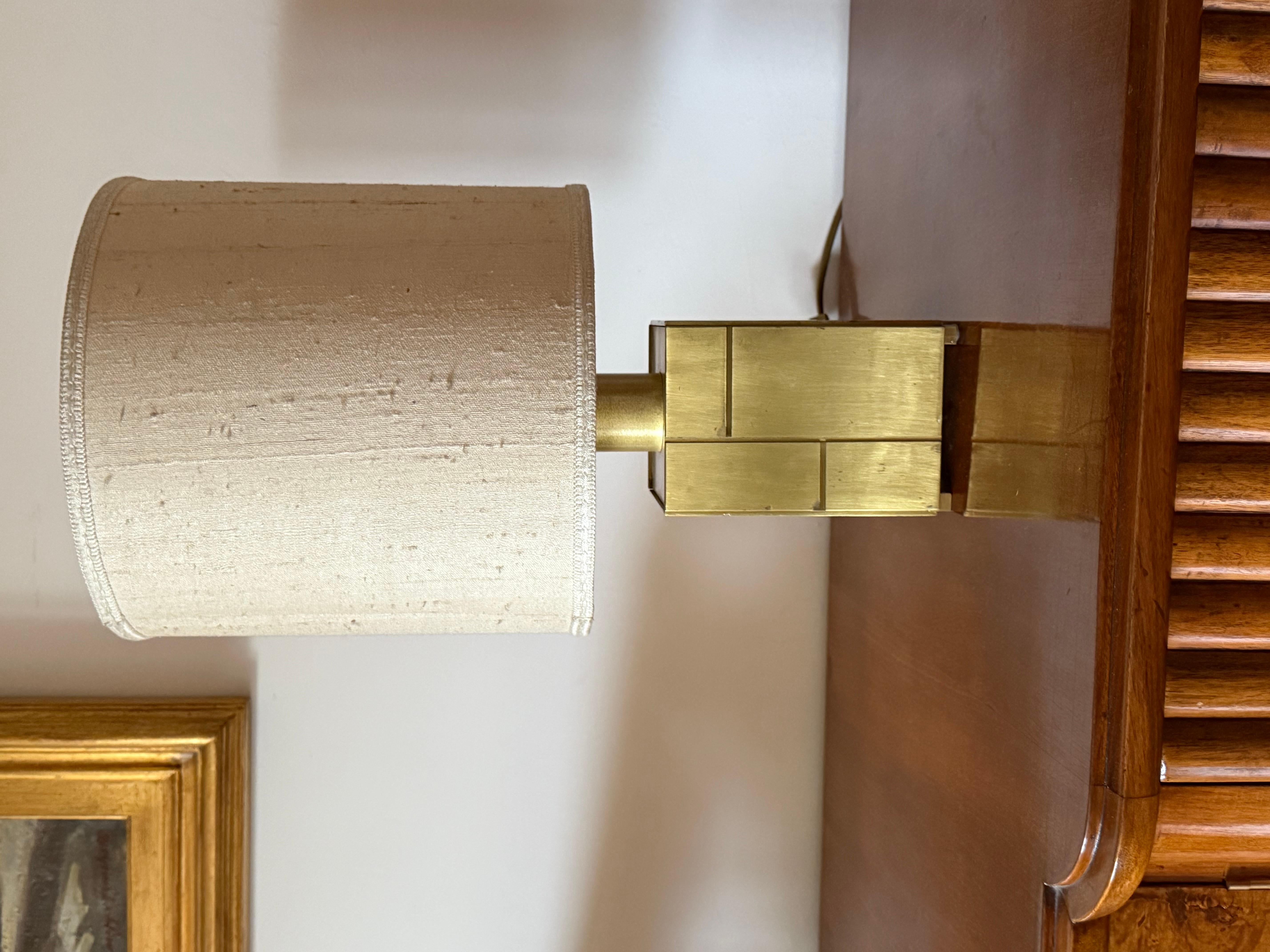 Luciano Frigerio, paire de lampes de table en laiton mod. Louis, Frigerio Italie, années 1970 6