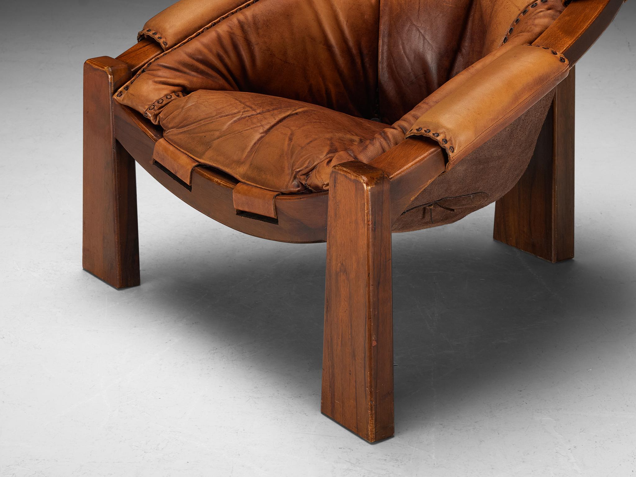 Luciano Frigerio Pair of Lounge Chairs in Leather and Mahogany  In Good Condition In Waalwijk, NL