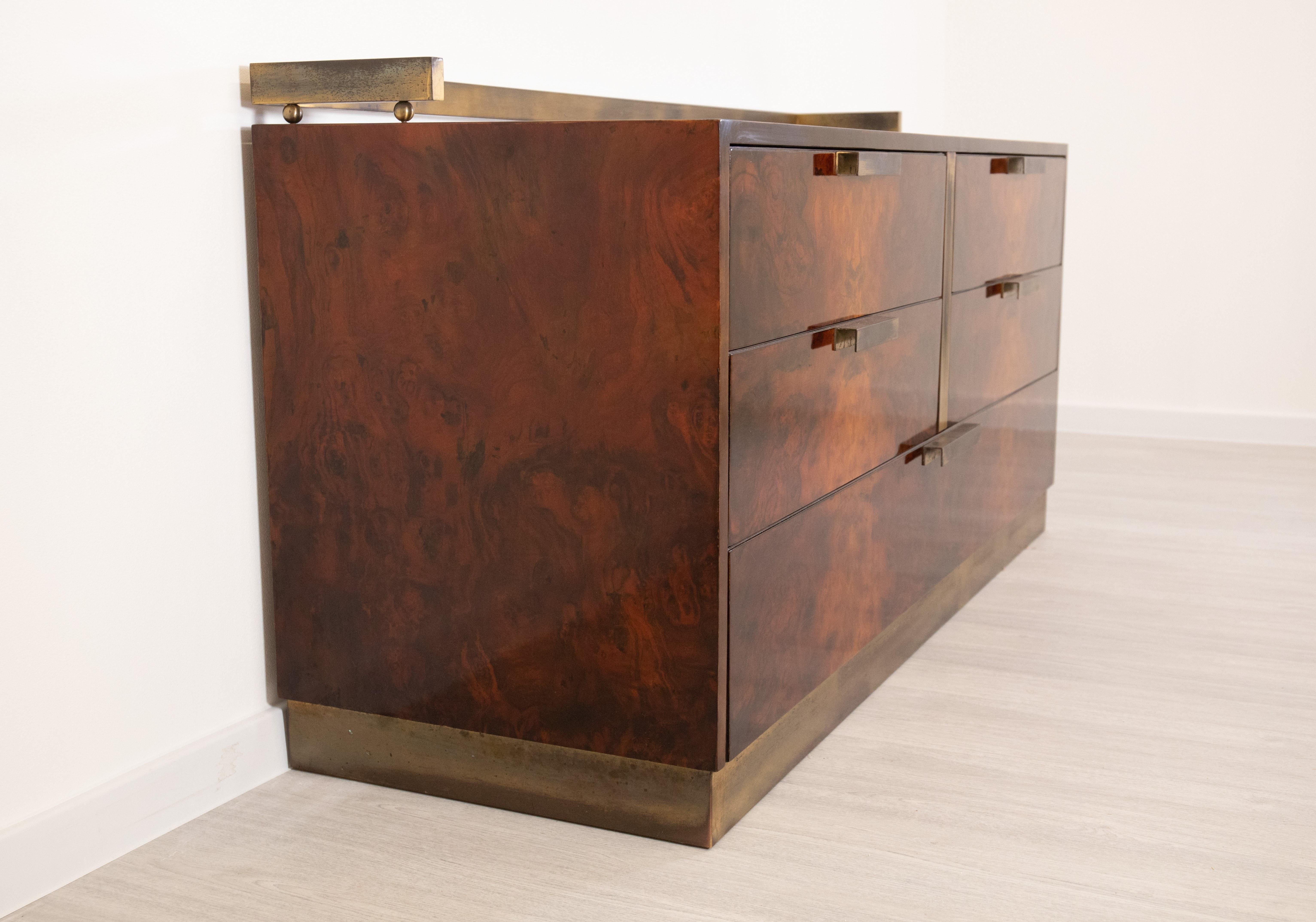 Luciano Frigerio für Frigerio di Desio - Cassettone, 1970 (Late 20th Century) im Angebot