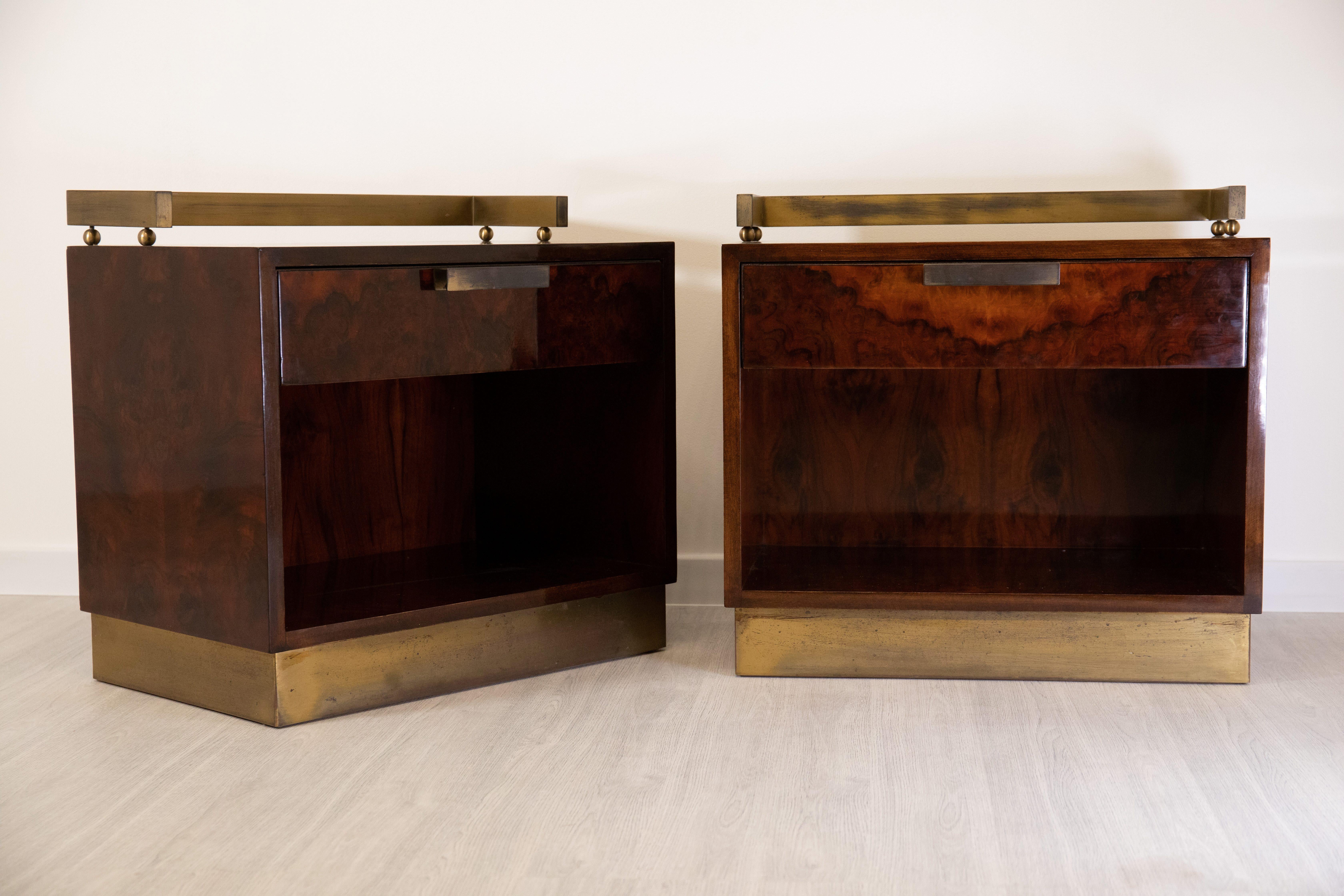 Luciano Frigerio para Frigerio di Desio - Pareja de mesillas de noche, 1970 en venta 2