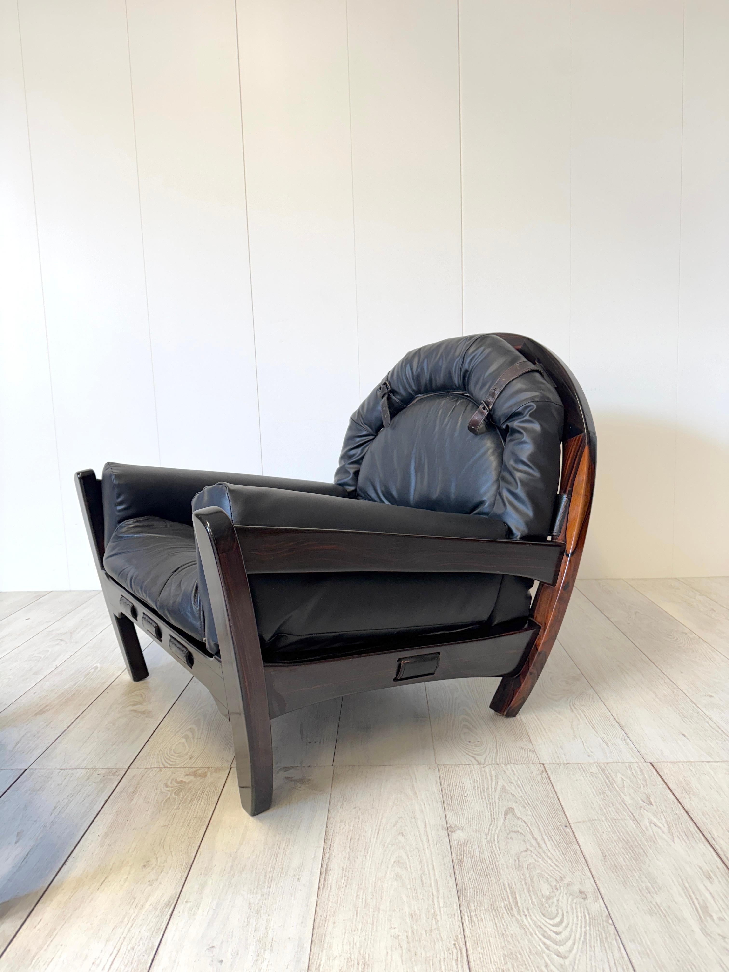 Luciano Frigerio, Sillón y otomana  mod. 'Rancero' 1970s Late 20th Century en venta