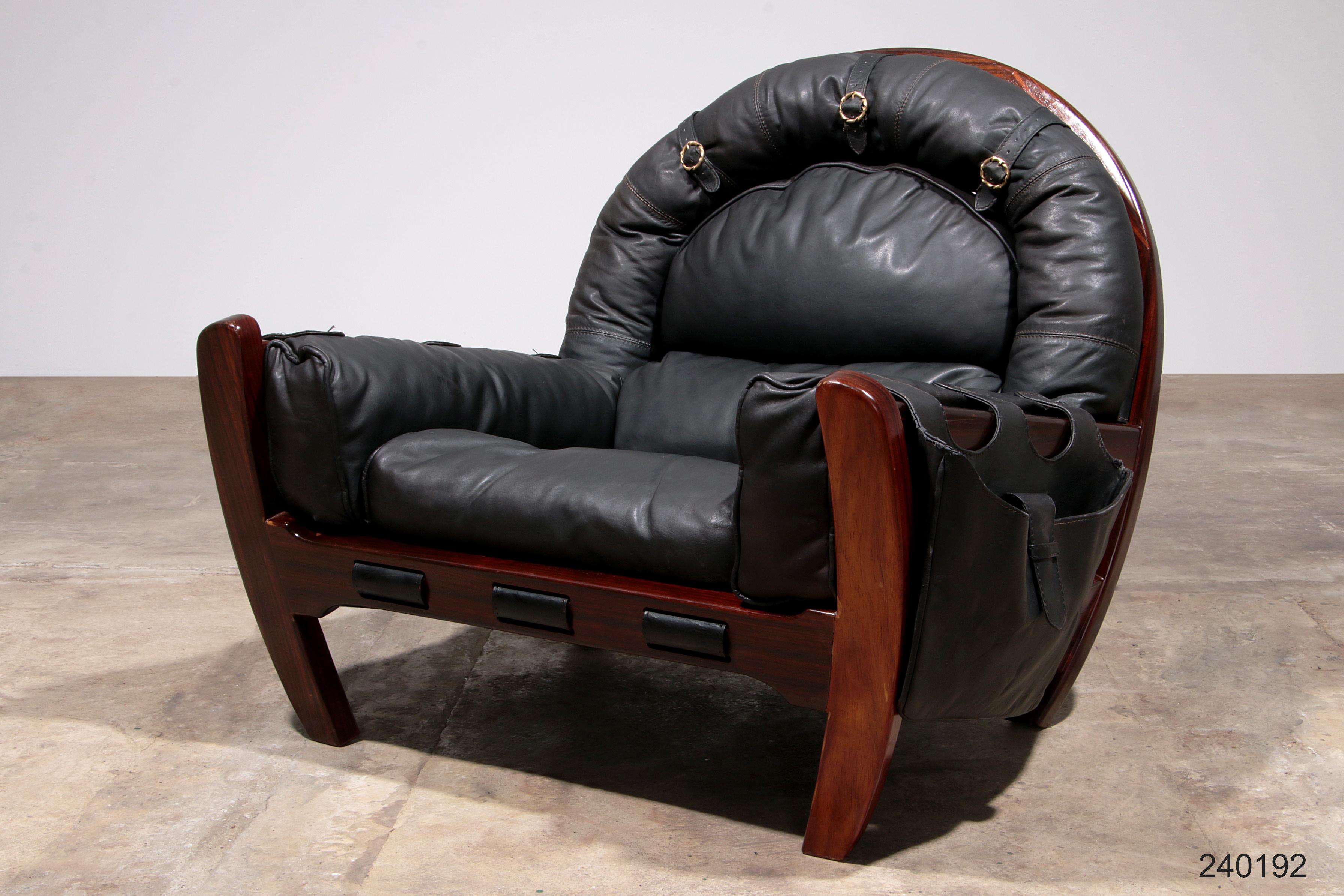 Luciano Frigerio „Rancero“ Leder-Loungesessel „Rancero“ – italienisches Design der 1970er Jahre im Angebot 13