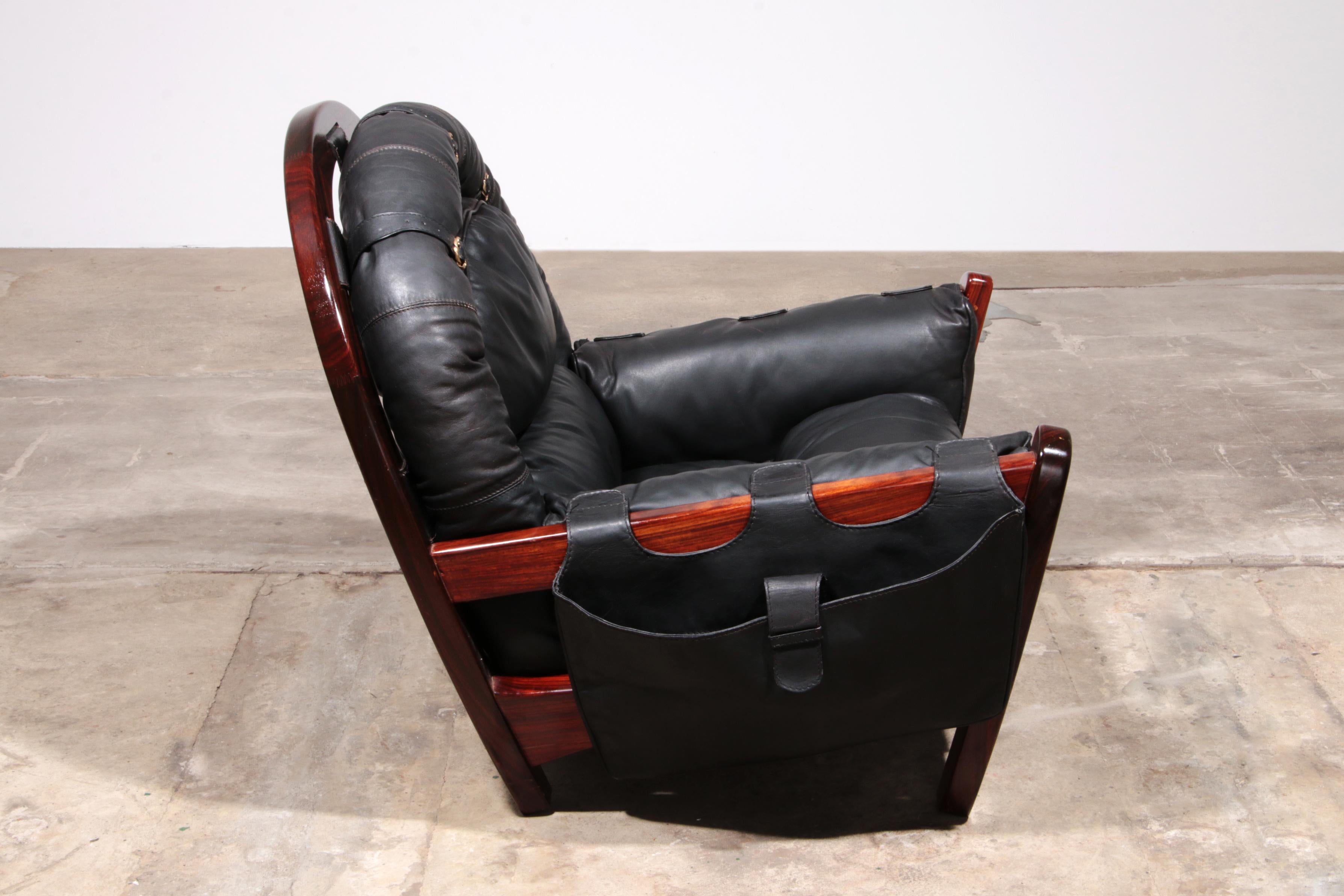 Luciano Frigerio „Rancero“ Leder-Loungesessel „Rancero“ – italienisches Design der 1970er Jahre im Angebot 1