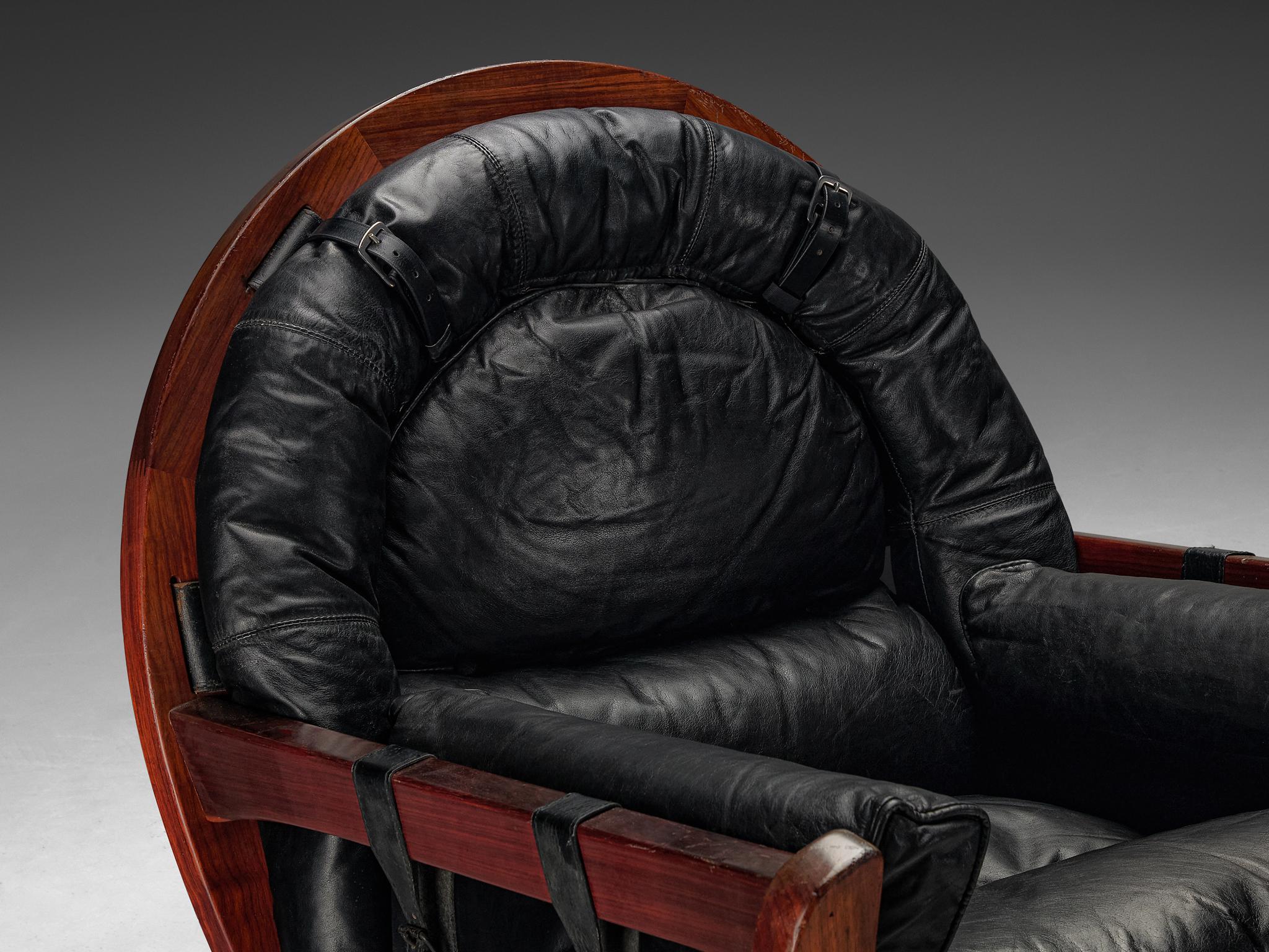 Cuir Luciano Frigerio 'Rancero' Lounge Chair avec Ottoman en cuir noir  en vente