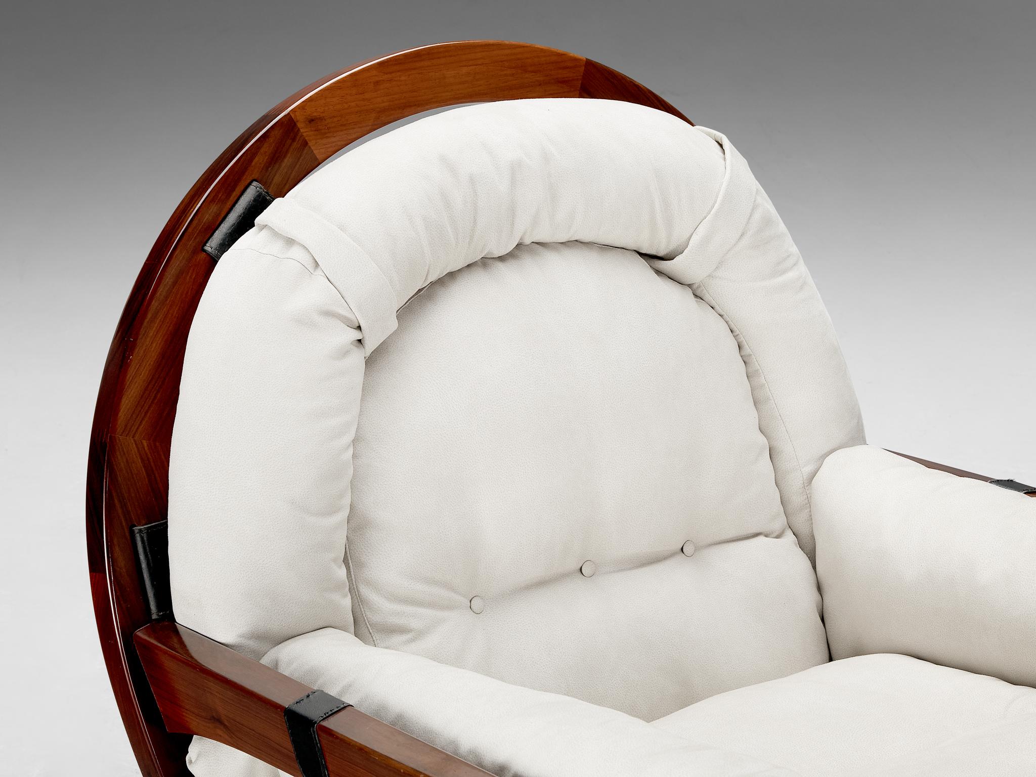 Luciano Frigerio 'Rancero' Lounge Chair with Ottoman in White Upholstery For Sale 3