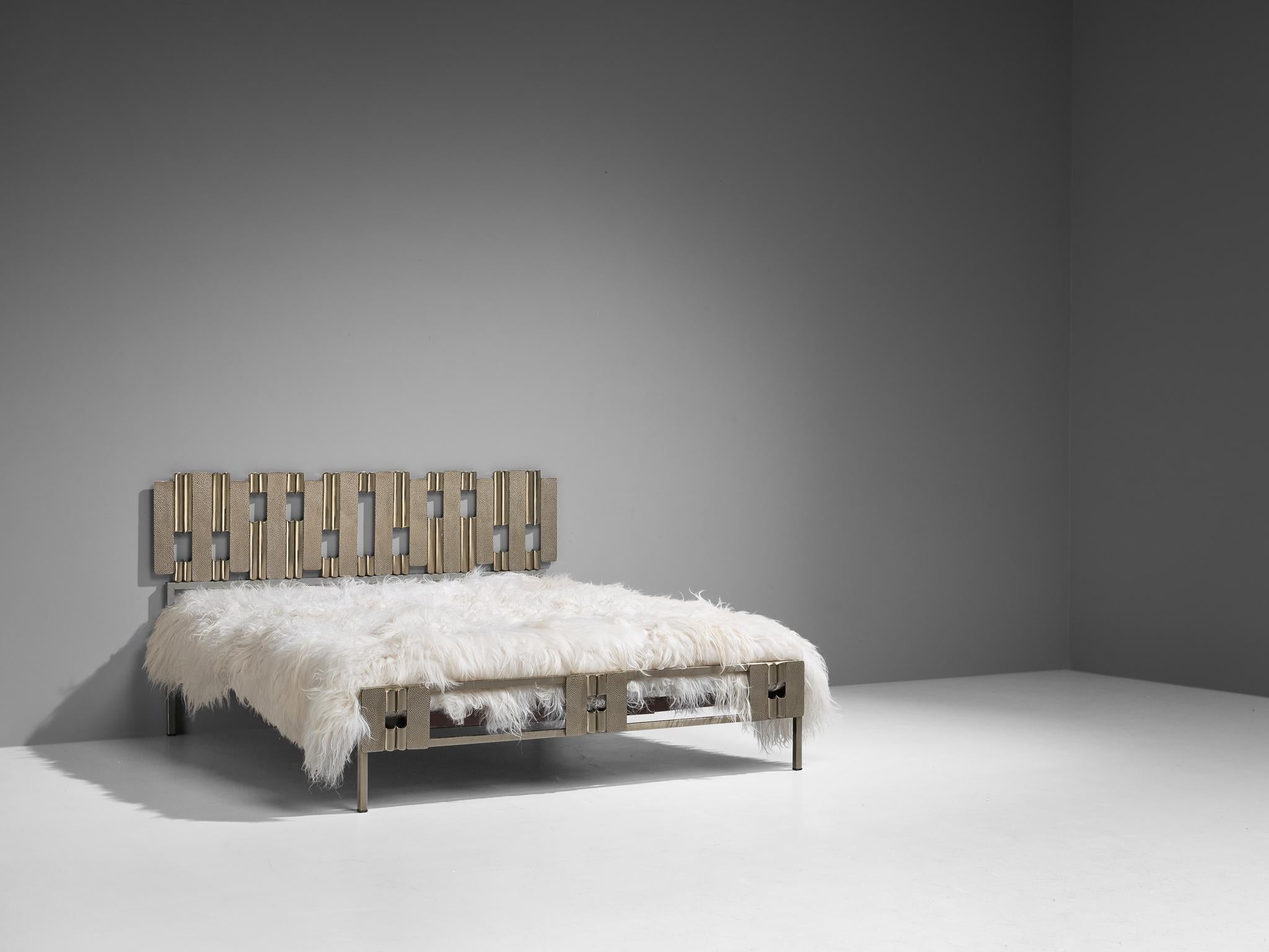 Late 20th Century Luciano Frigerio Sculptural Bed in Hammered Steel  For Sale