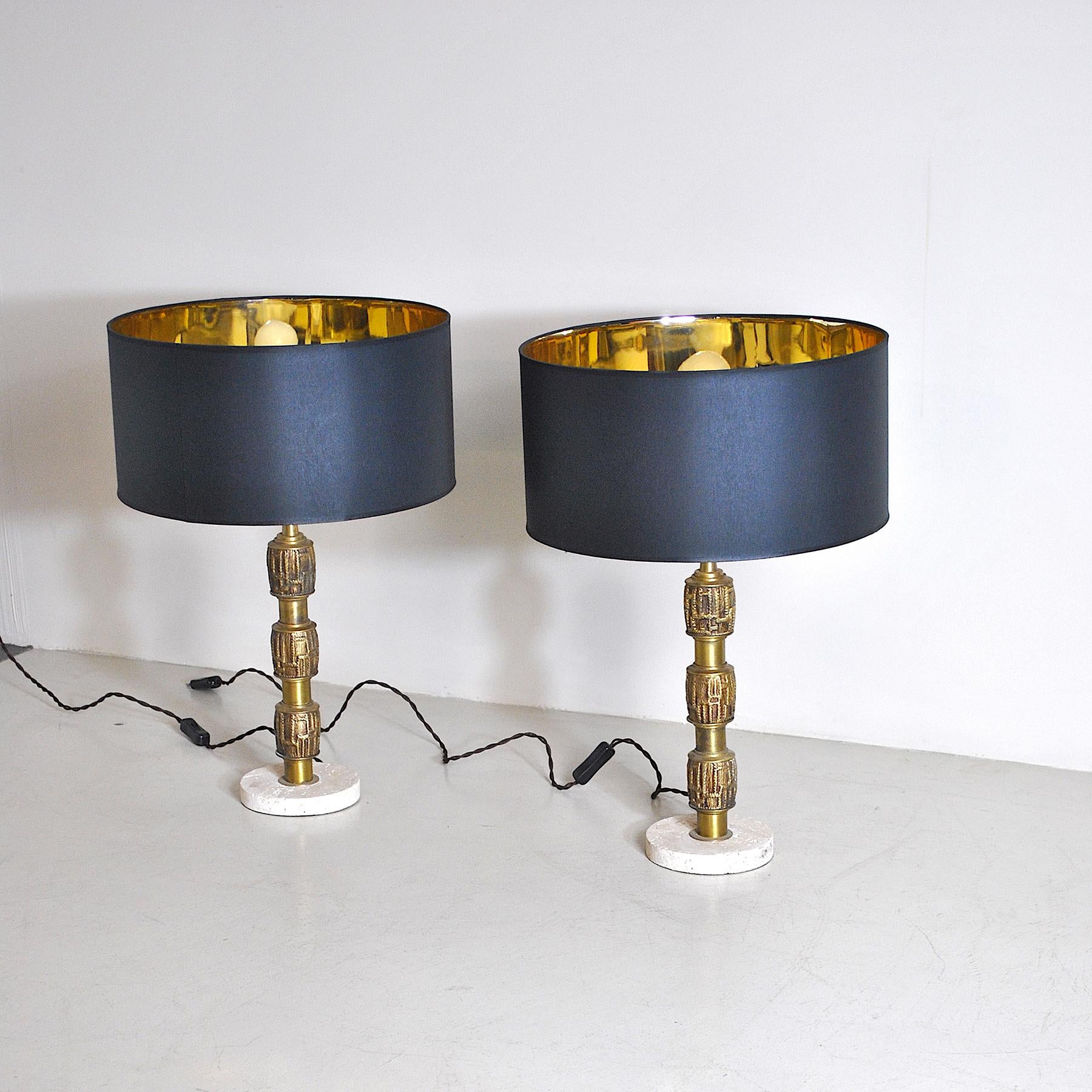 Luciano Frigerio Set of Midcentury Table Lamps in Brass and Travertine, 1970s In Good Condition For Sale In bari, IT