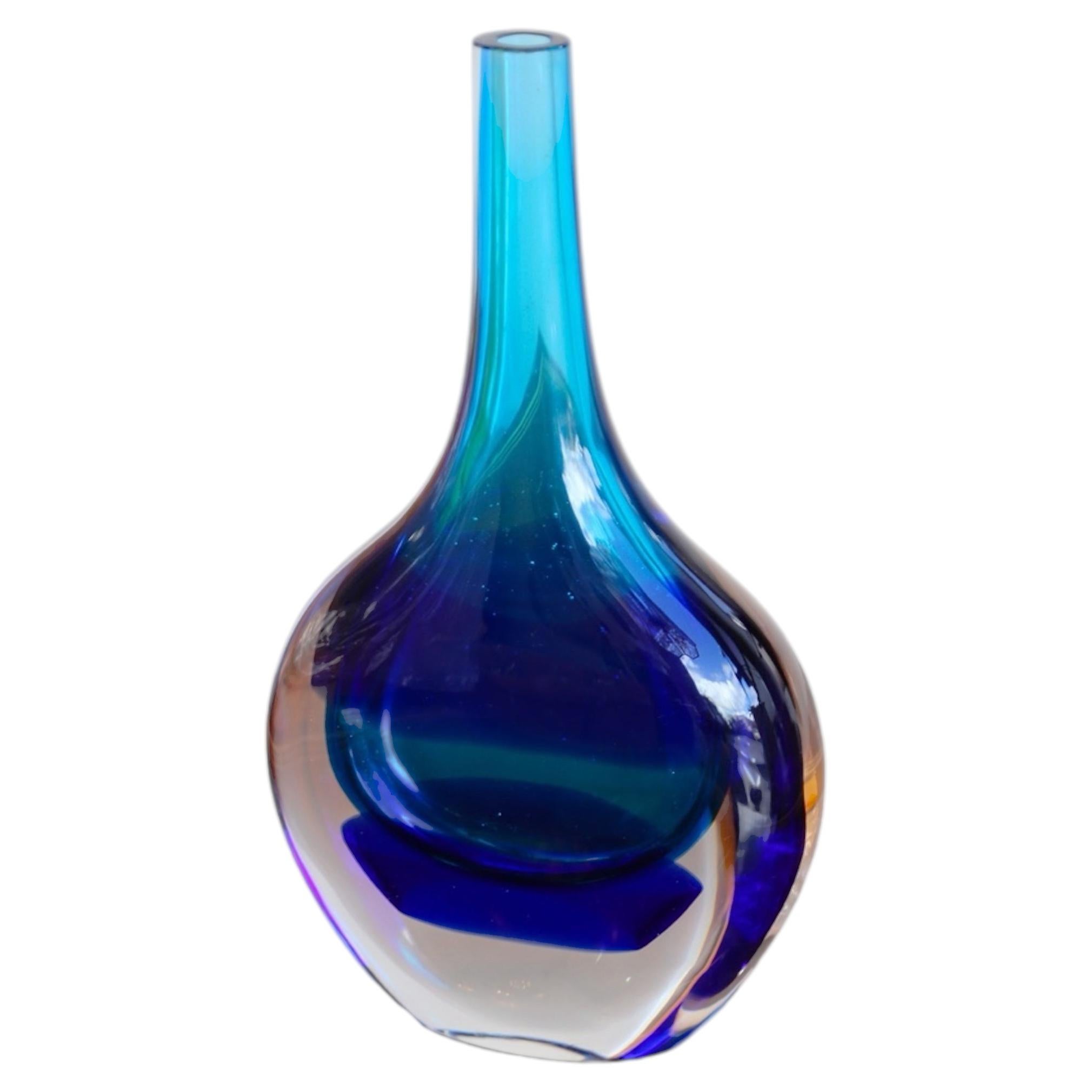 Luciano Gaspari Murano Glass Sommerso Vaso, Italia 1960s