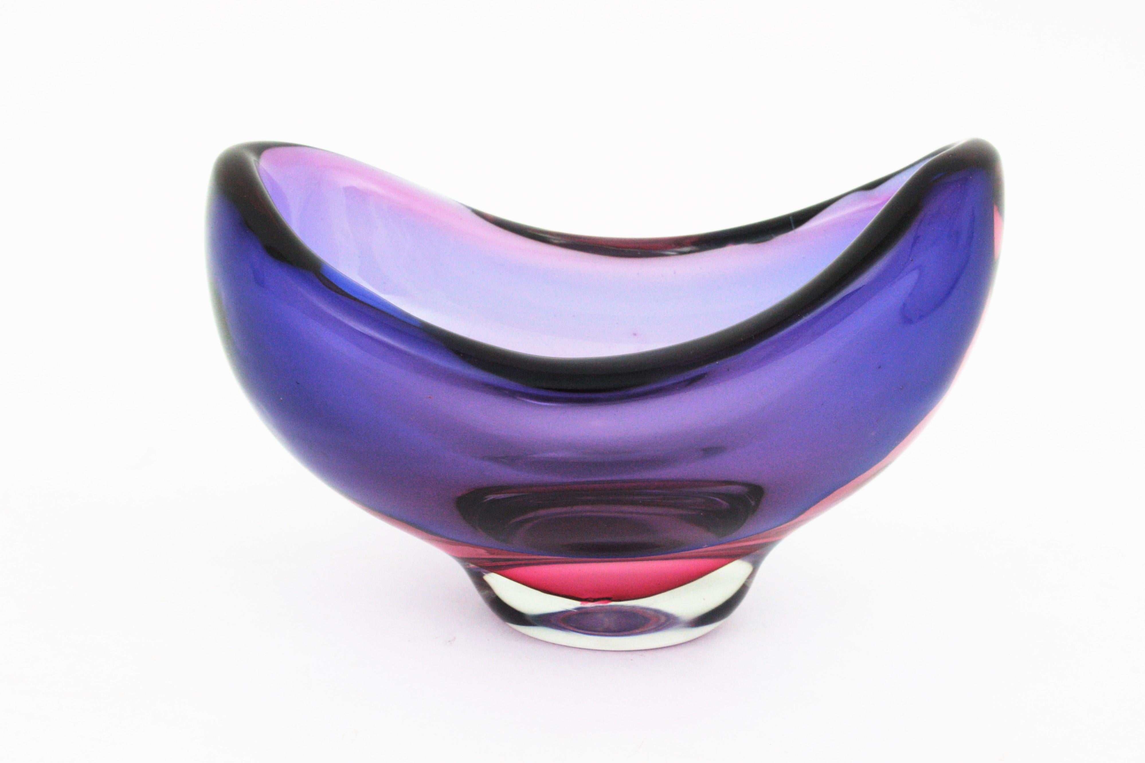 Luciano Gaspari Salviati Signed Murano Purple Pink Blue Sommerso Art Glass Bowl For Sale 3