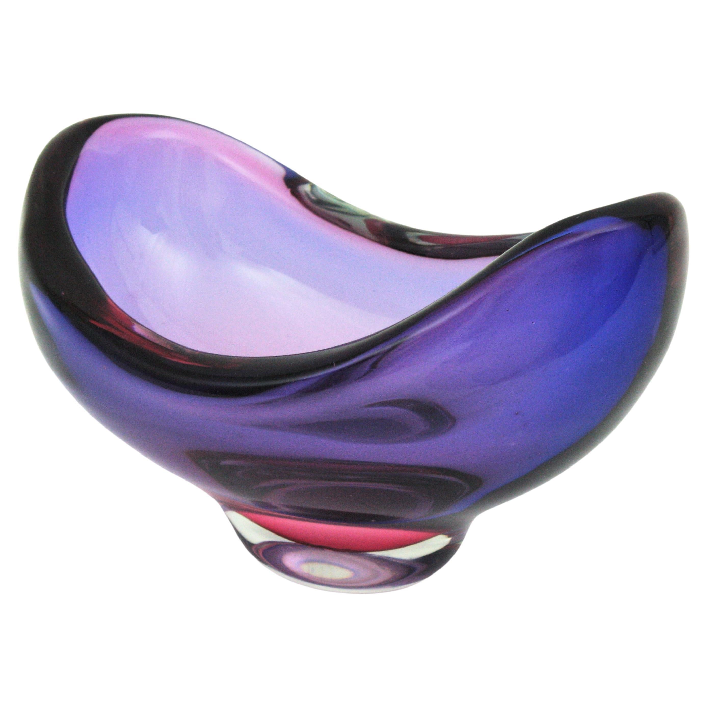 Luciano Gaspari Salviati Signed Murano Purple Pink Blue Sommerso Art Glass Bowl For Sale