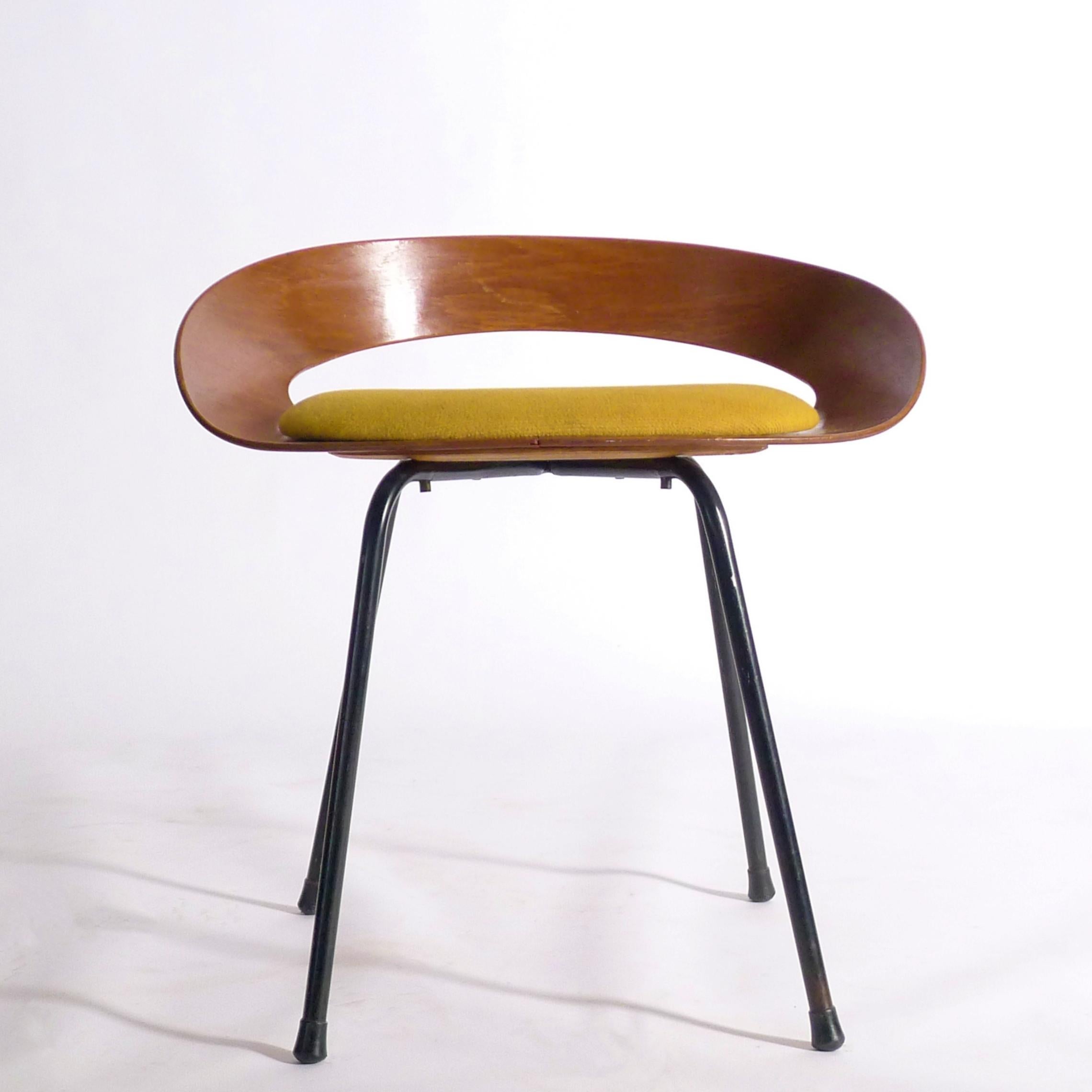 Italiano Luciano Nustrini, Sedia PA1, design 1957, realizzata da Poltronova in vendita