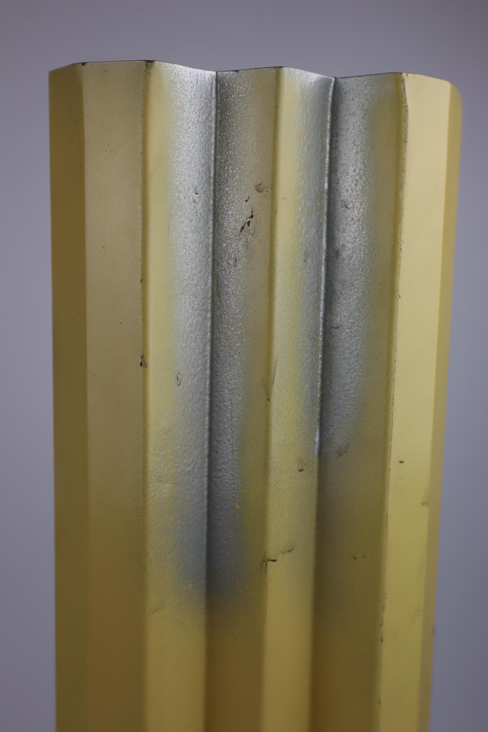 Luciano Palmieri: scultura in metallo in stile Memphis, Italia 1983 in vendita 1