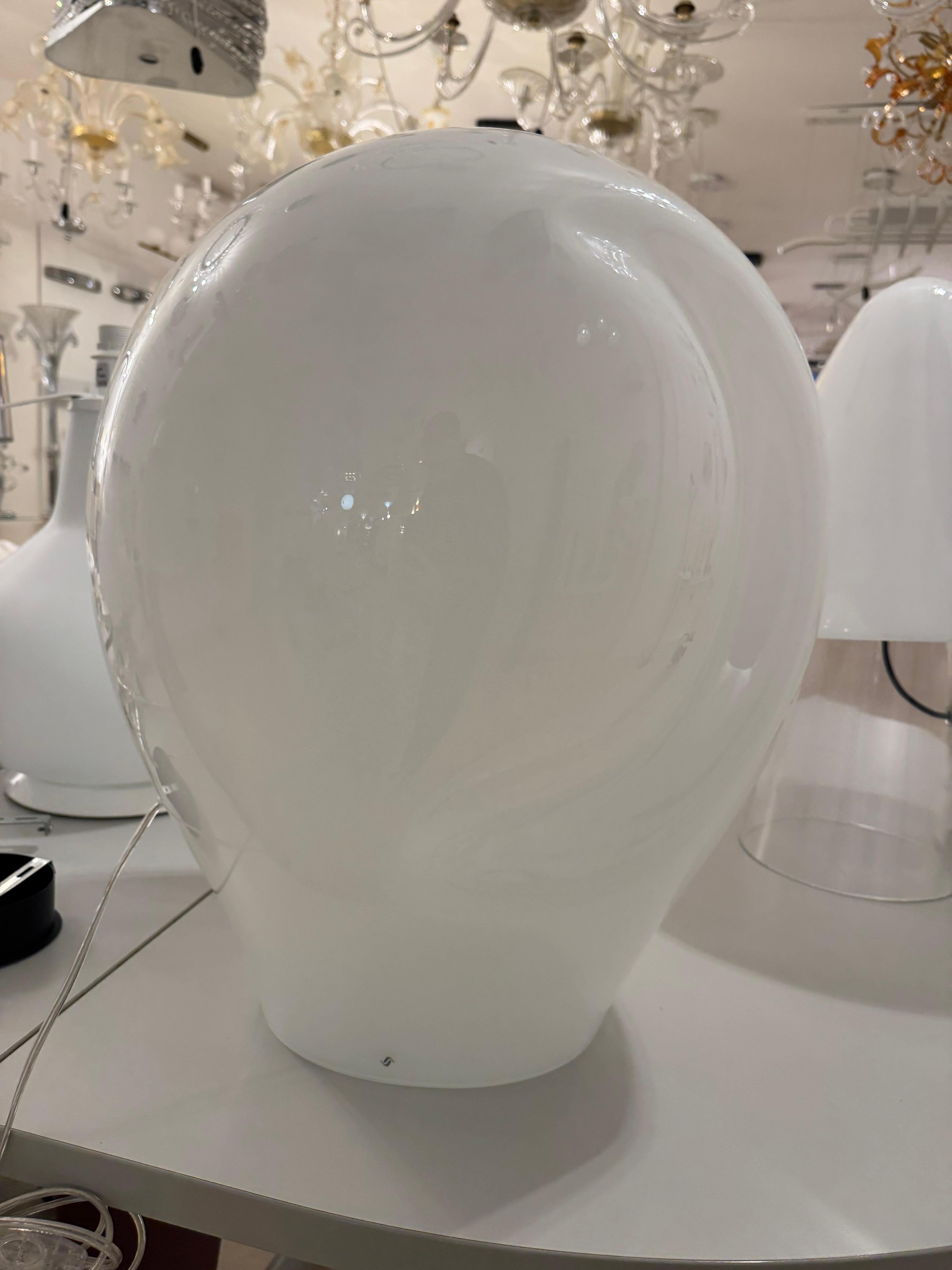 Luciano Vistosi Munega Table Lamp Grande vetro di murano Design , Anni '80 im Angebot 6