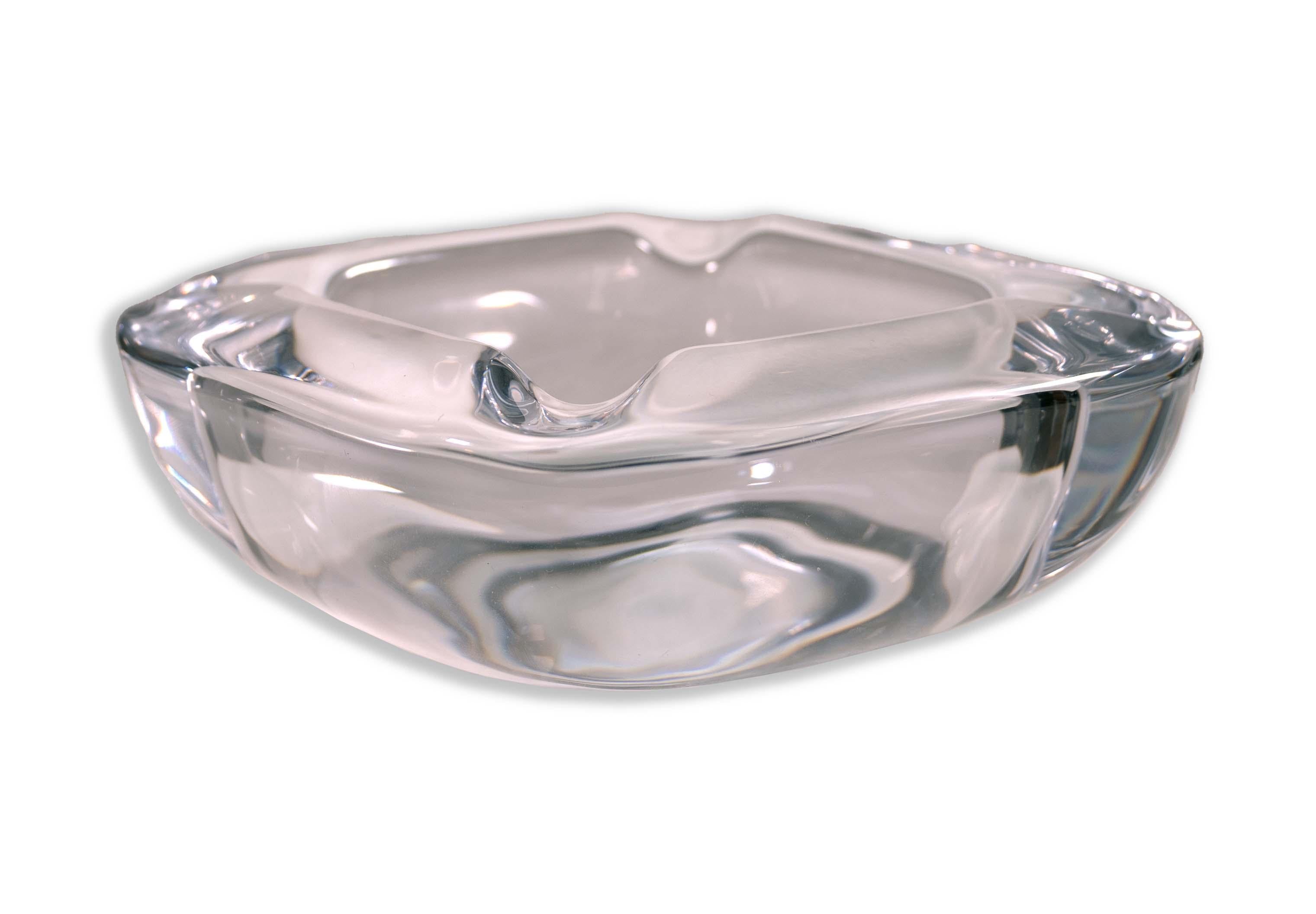 Cenicero de concha de cristal lúcido de Art Vannes Francia 1970 Posmoderno en venta