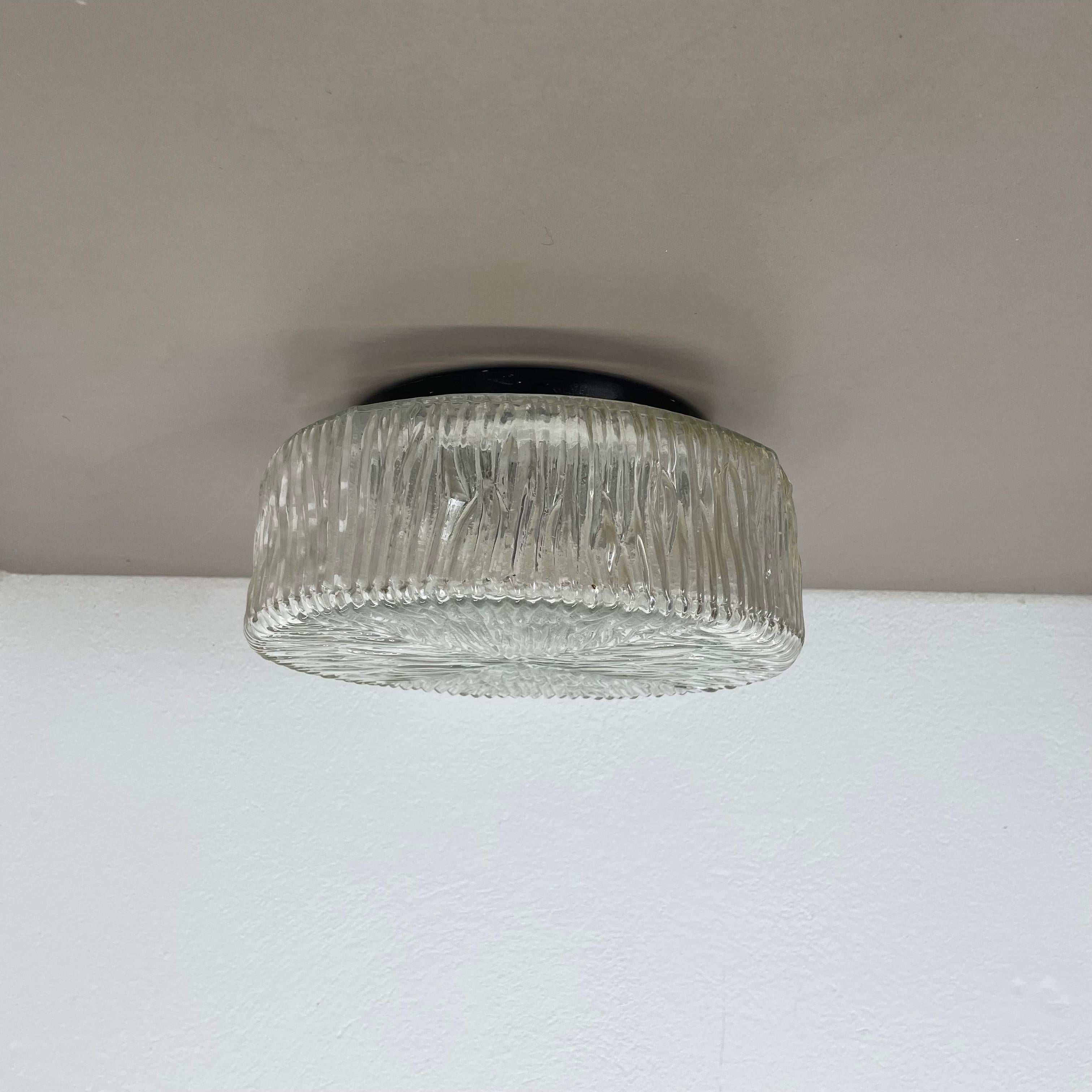lucid textured Wall ceiling Light Helena Tynell Glashütte Limburg Style, 1960er Jahre im Zustand „Gut“ im Angebot in Kirchlengern, DE
