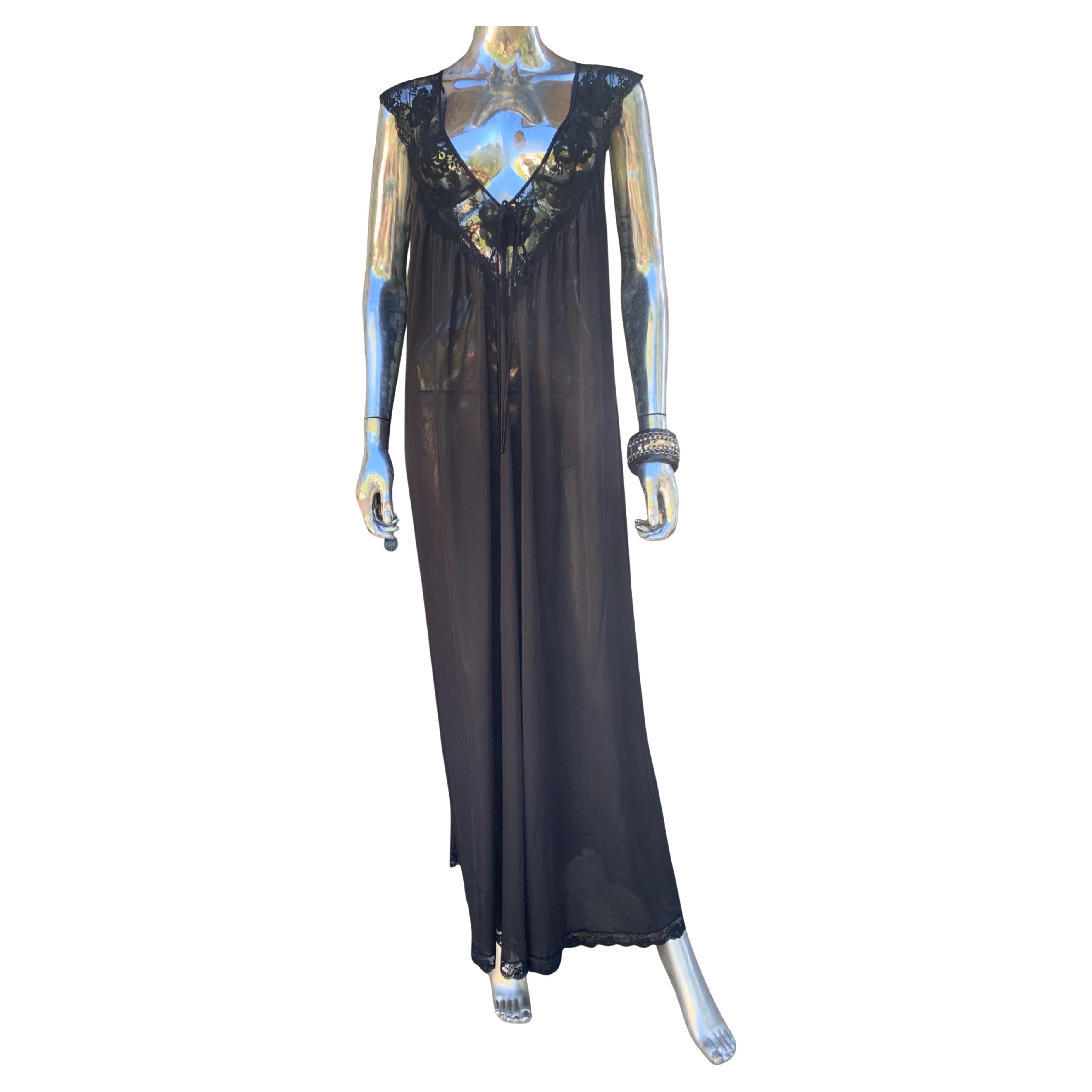 Lucie Ann Beverly Hills Glamourous Vintage Schwarz Spitze Negligee Größe L im Zustand „Gut“ im Angebot in Palm Desert, CA