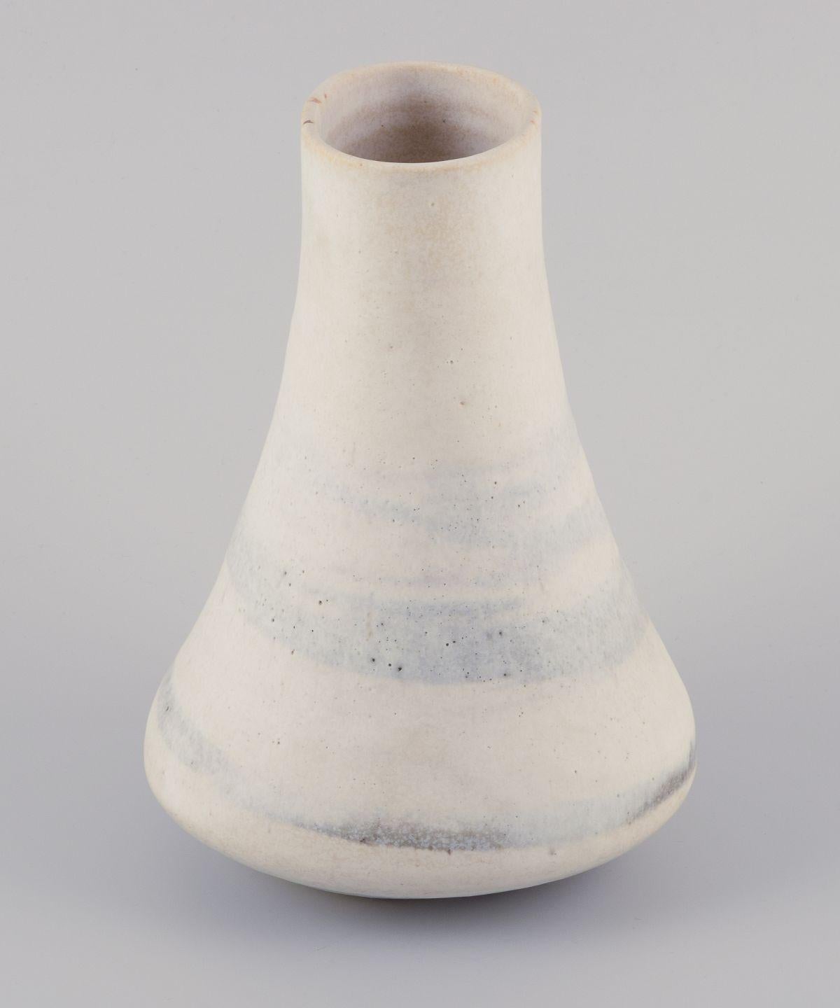 Moderno Lucie Rie, ceramista britannica di origine austriaca. Unico grande vaso modernista. in vendita