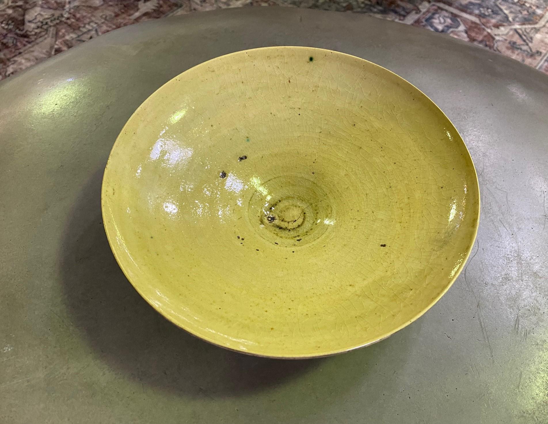 English Lucie Rie Signed Stamped Yellow Speckle Glazed British Pottery Bowl, circa 1950s For Sale