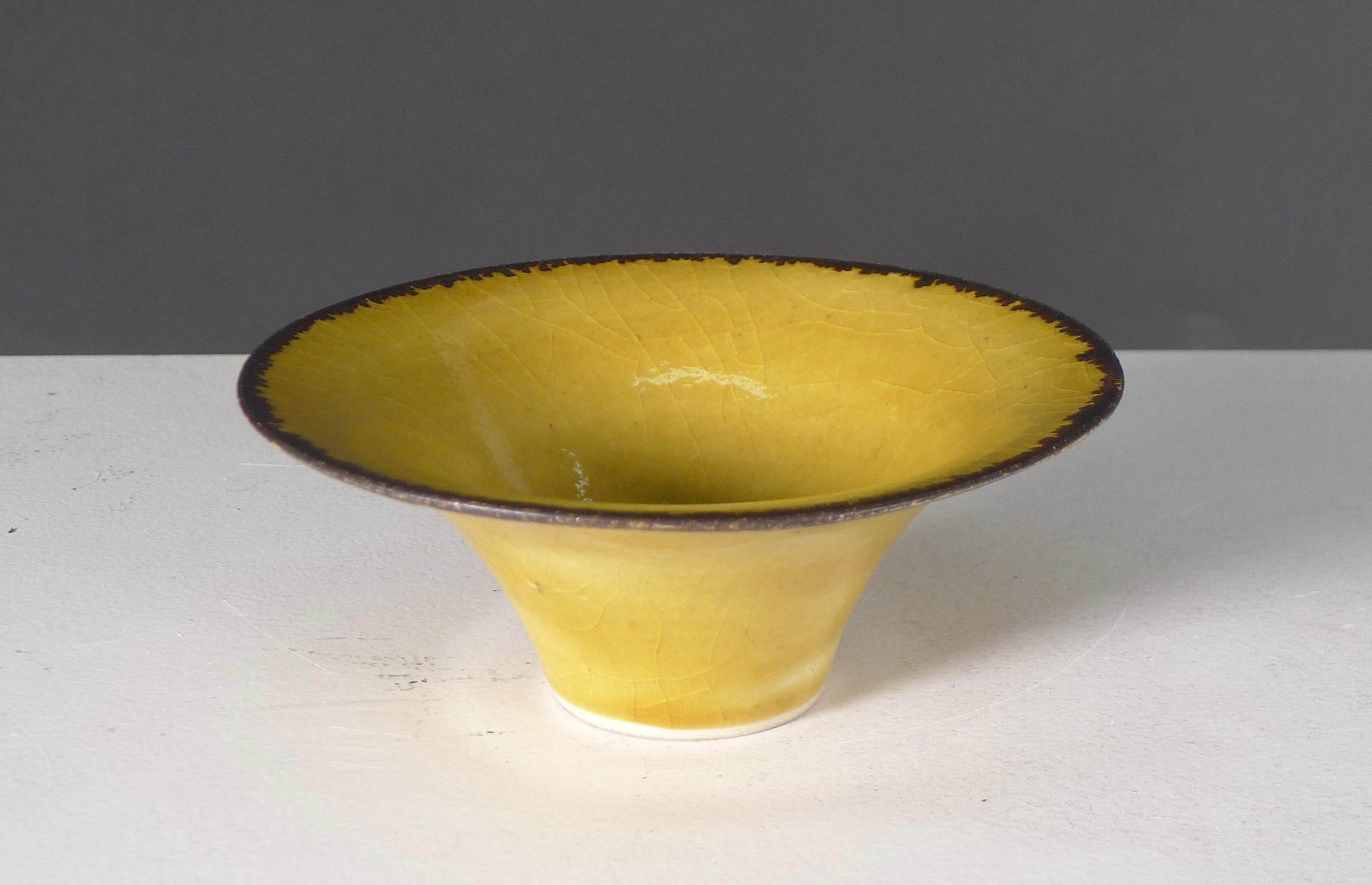 Lucie Rie, Uranium Yellow Flaring Porcelain Bowl, signed For Sale 6