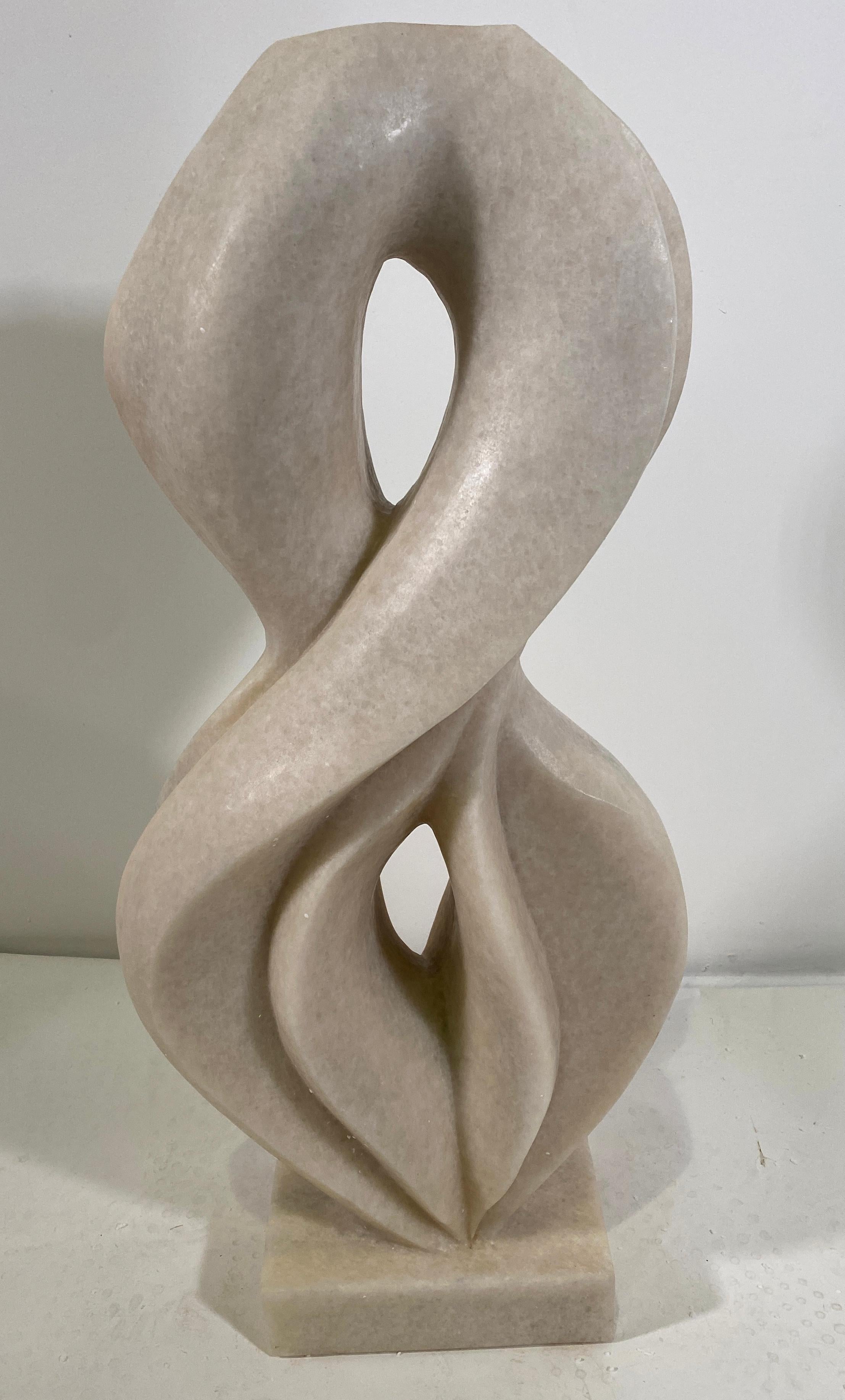 Marmo Lucie, scultura astratta moderna svizzera in marmo bianco, Evelyne Brader-Frank in vendita