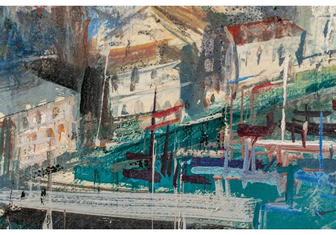 Olio su tela raffigurante una scena costiera francese con strutture e imbarcazioni colorate lungo la costa che incorniciano le acque blu e verdi e le dolci colline in lontananza.
Presentato in una cornice afflitta, parzialmente dorata e intagliata
