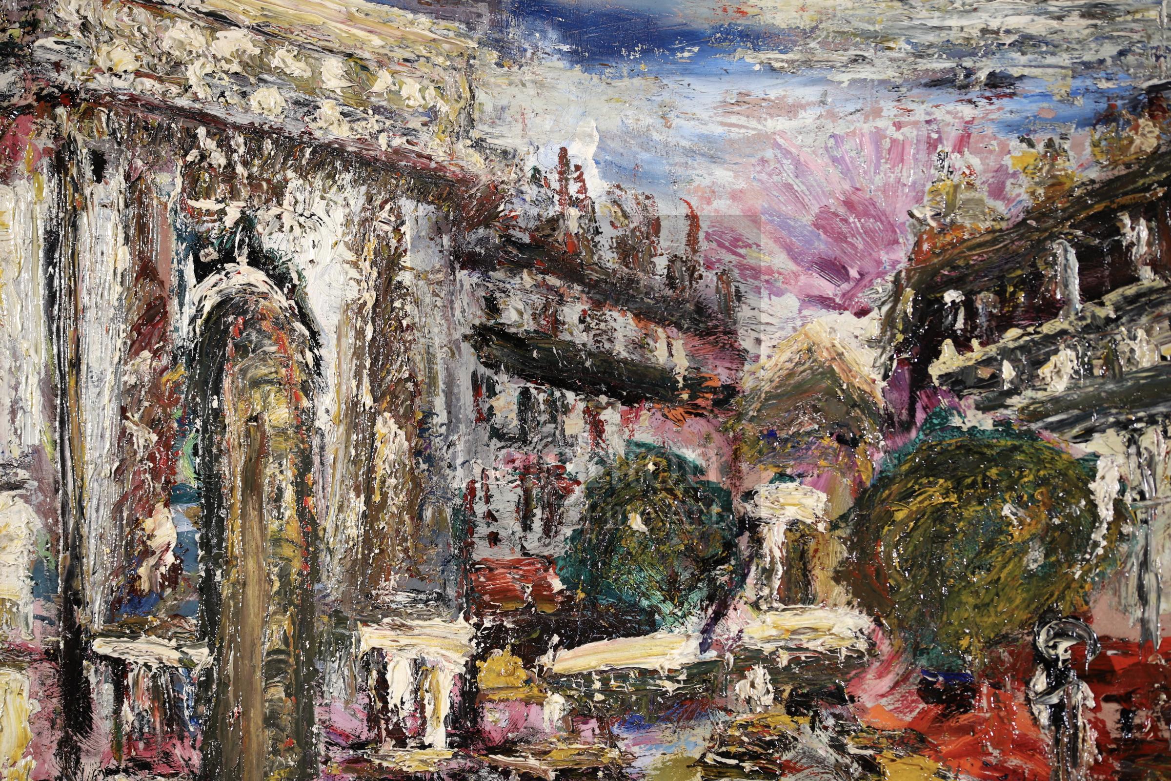 Huile sur toile originale signée figures dans un paysage circa 1930 par le peintre post impressionniste français Lucien Genin. L'œuvre est centrée sur la Porte Saint-Denis - un arc de triomphe situé à Paris, en France. La rue est animée par les