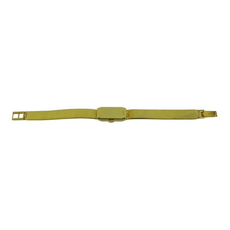 Lucien Piccard 14 Karat Solid Yellow Gold Midcentury Ladies Bracelet Watch In Excellent Condition In Long Beach, CA