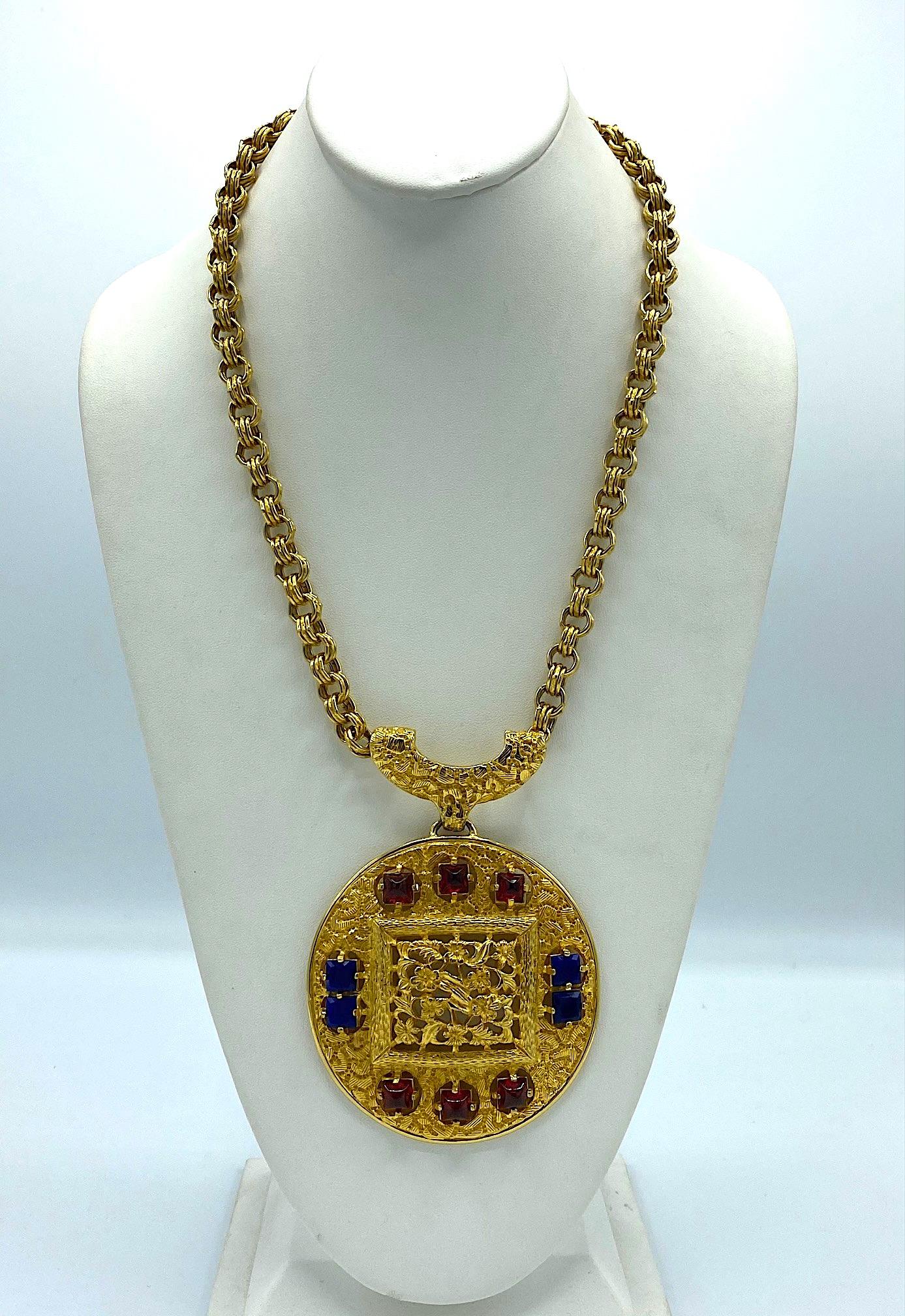 Lucien Piccard 1970s Gold & Jeweled Pendant Necklace In Excellent Condition In New York, NY