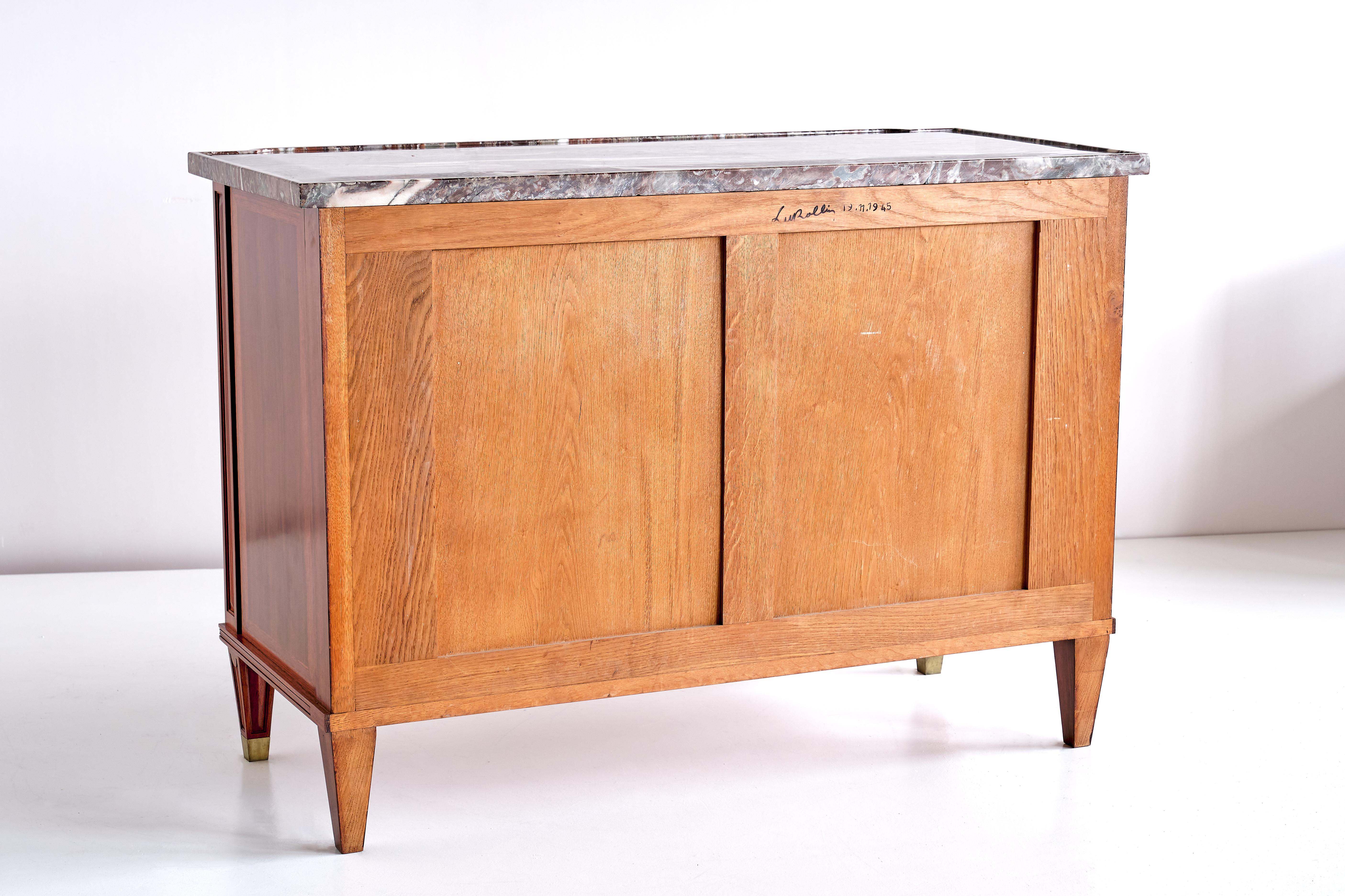 Commode Lucien Rollin avec marqueterie de bois de rose et plateau en marbre rouge, France, 1945 en vente 4