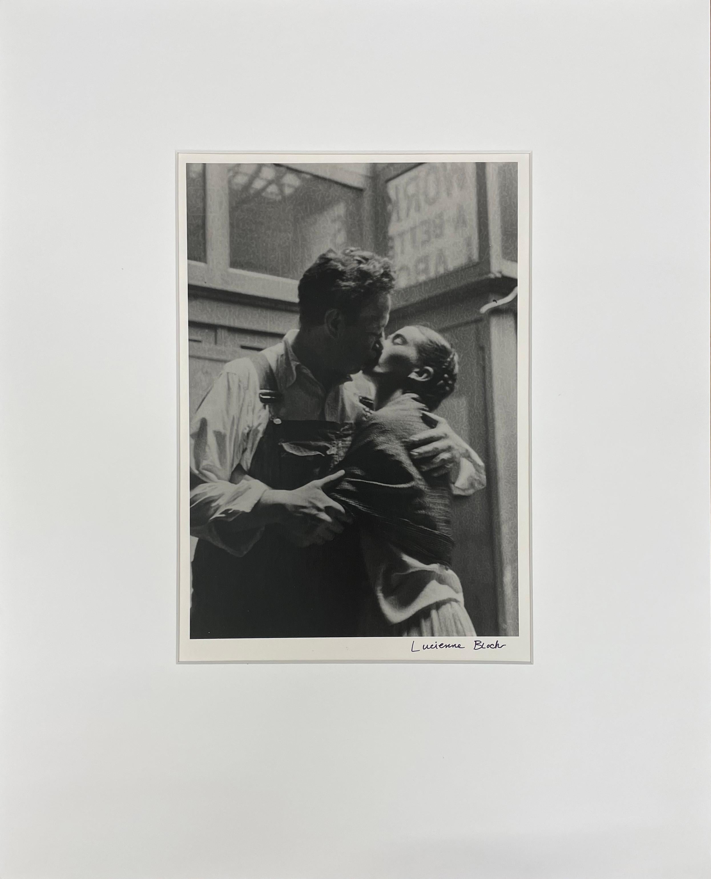 Frida and Diego Caught Kissing, New York City, NY - Photograph by Lucienne Bloch