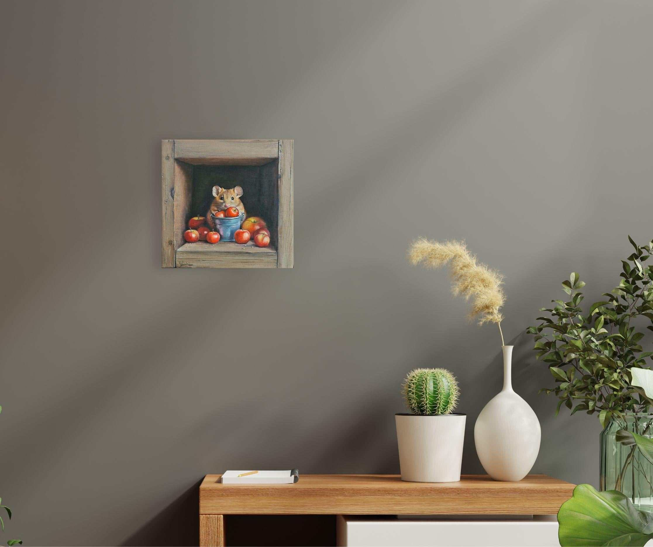 Mouse in a Box - original realistisches Ölgemälde - zeitgenössisches Kunstwerk der Tierwelt – Painting von Lucinda Holland