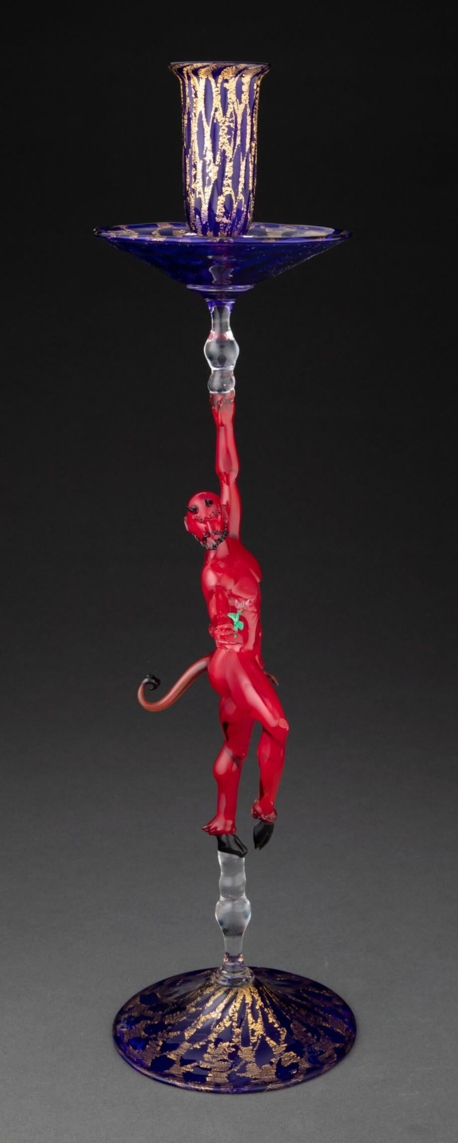 italien Bougeoir en sculpture en verre d'art de Murano avec diable signé Lucio Bubacco  en vente