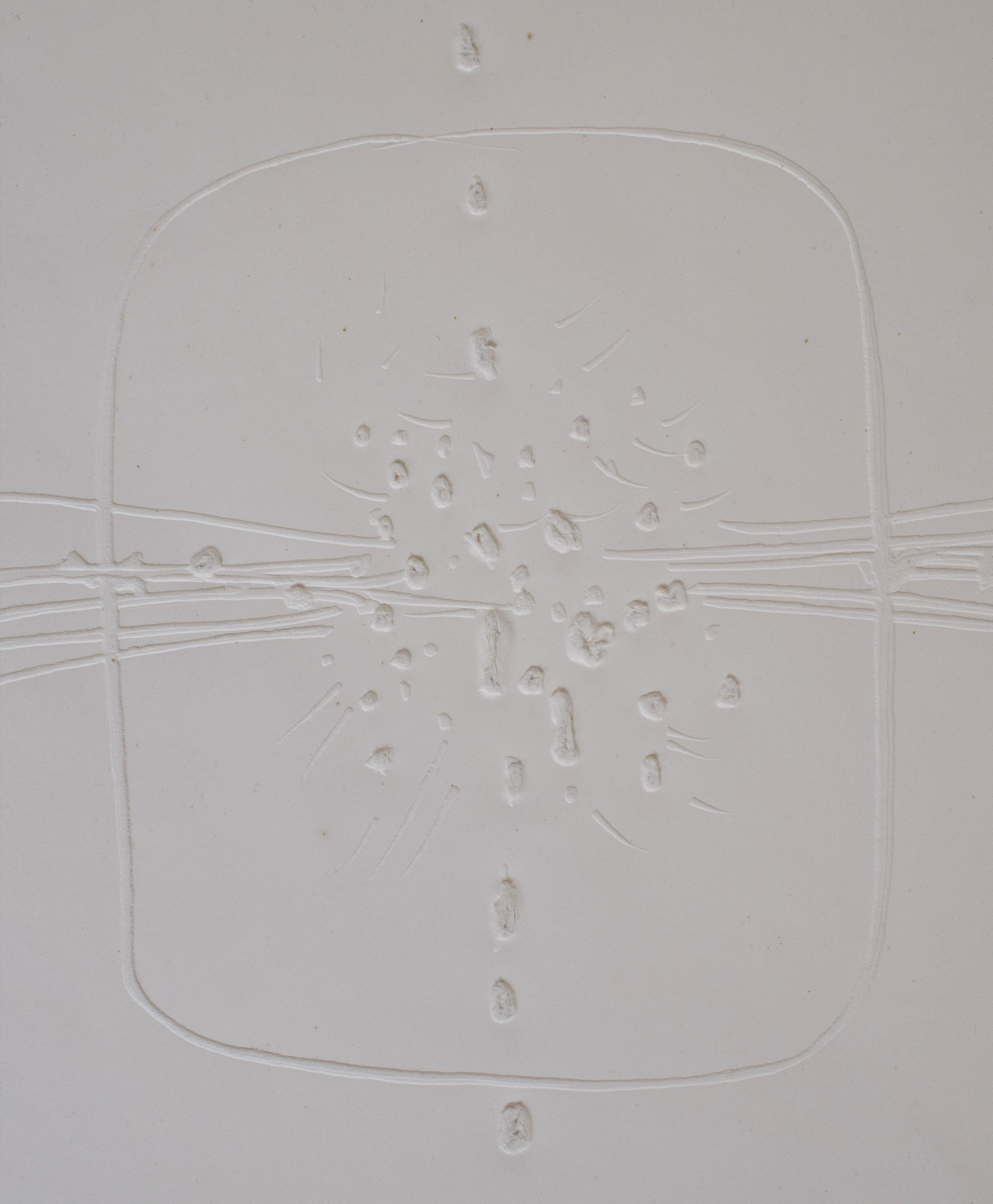 Composizione I da, Senza titolo - Arte astratta concettuale italiana Spazialismo - Abstract Print Grigio di Lucio Fontana
