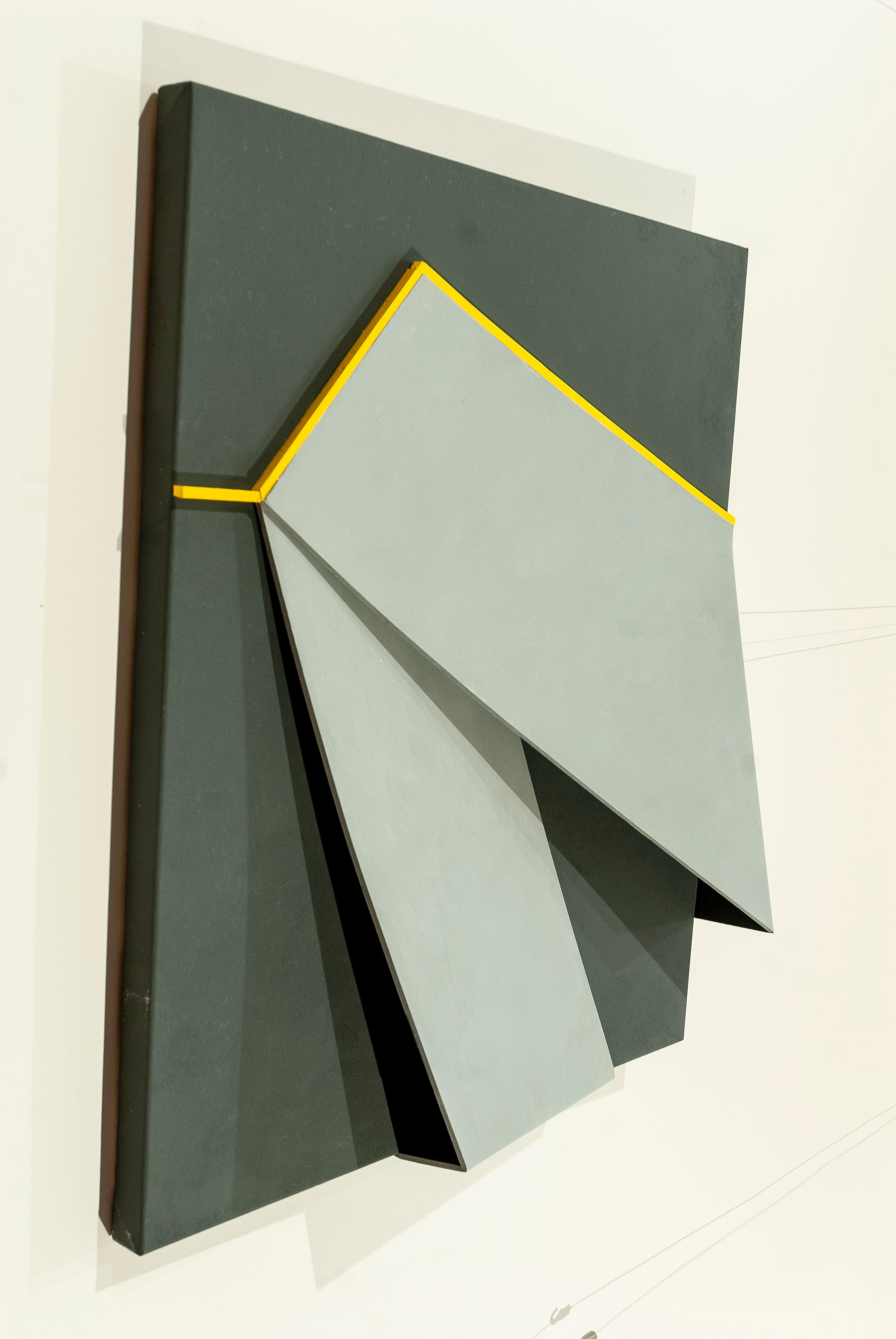 Città Surrogate 2020 by Lucio Perna, acrylic and cardboard on canvas For Sale 2