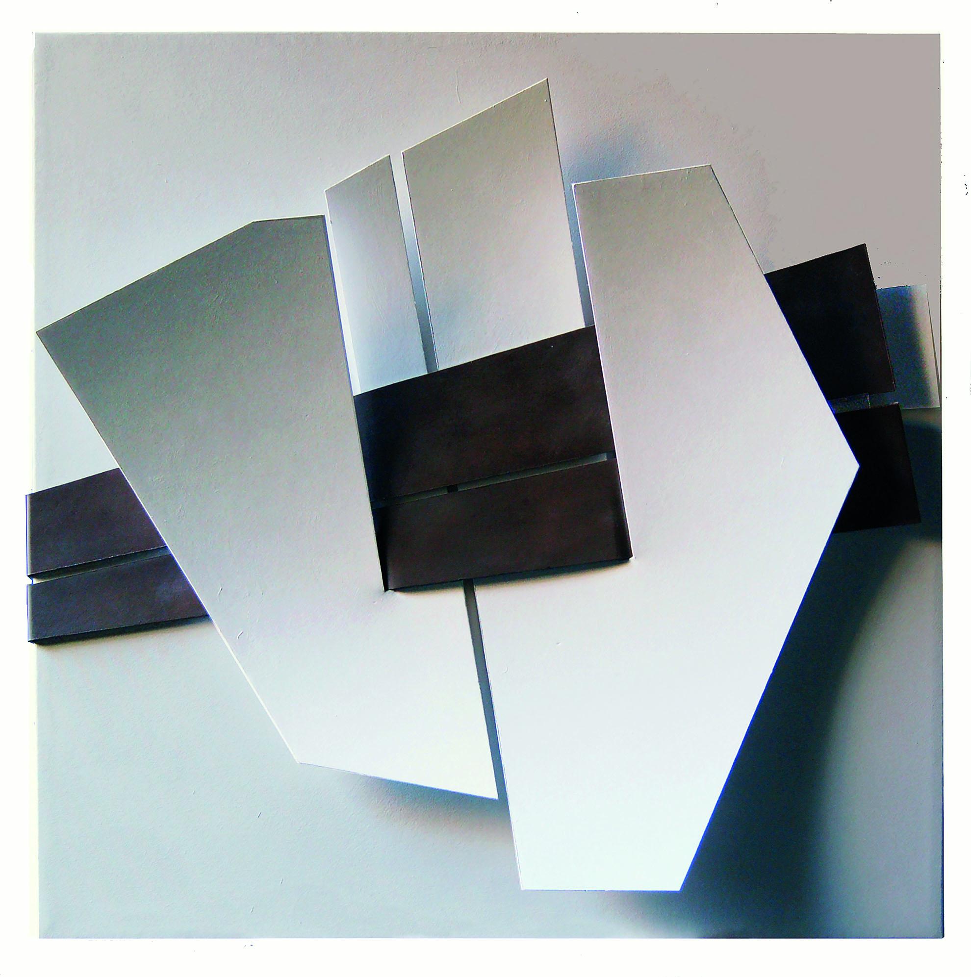 Lucio Perna, fine della storia, cartone intagliato su tela, 2021, 90x90x10cm