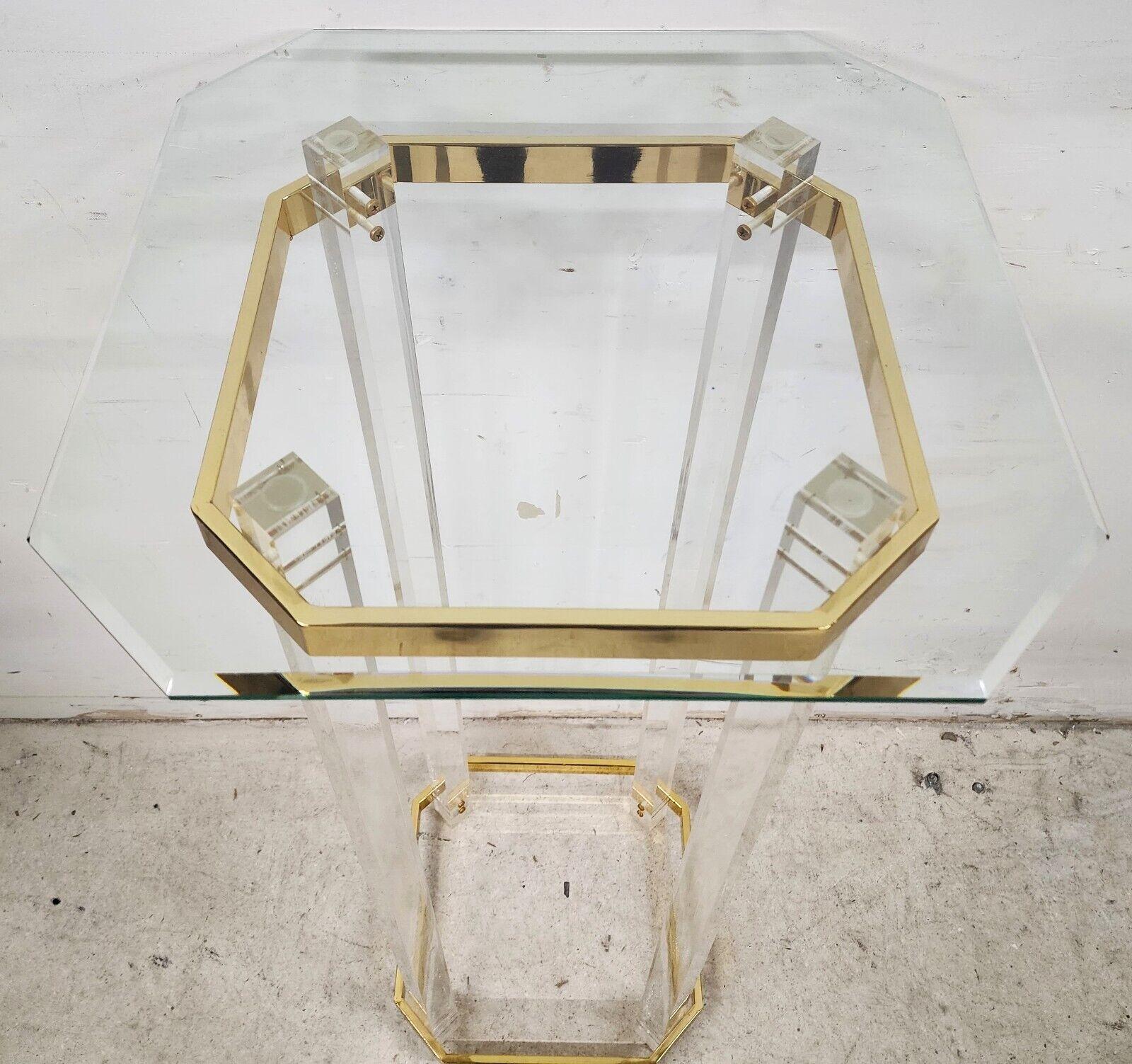 Lucite 24 Karat Gold Plated Pedestal Display Stand Charles Hollis Jones Style  In Good Condition For Sale In Lake Worth, FL