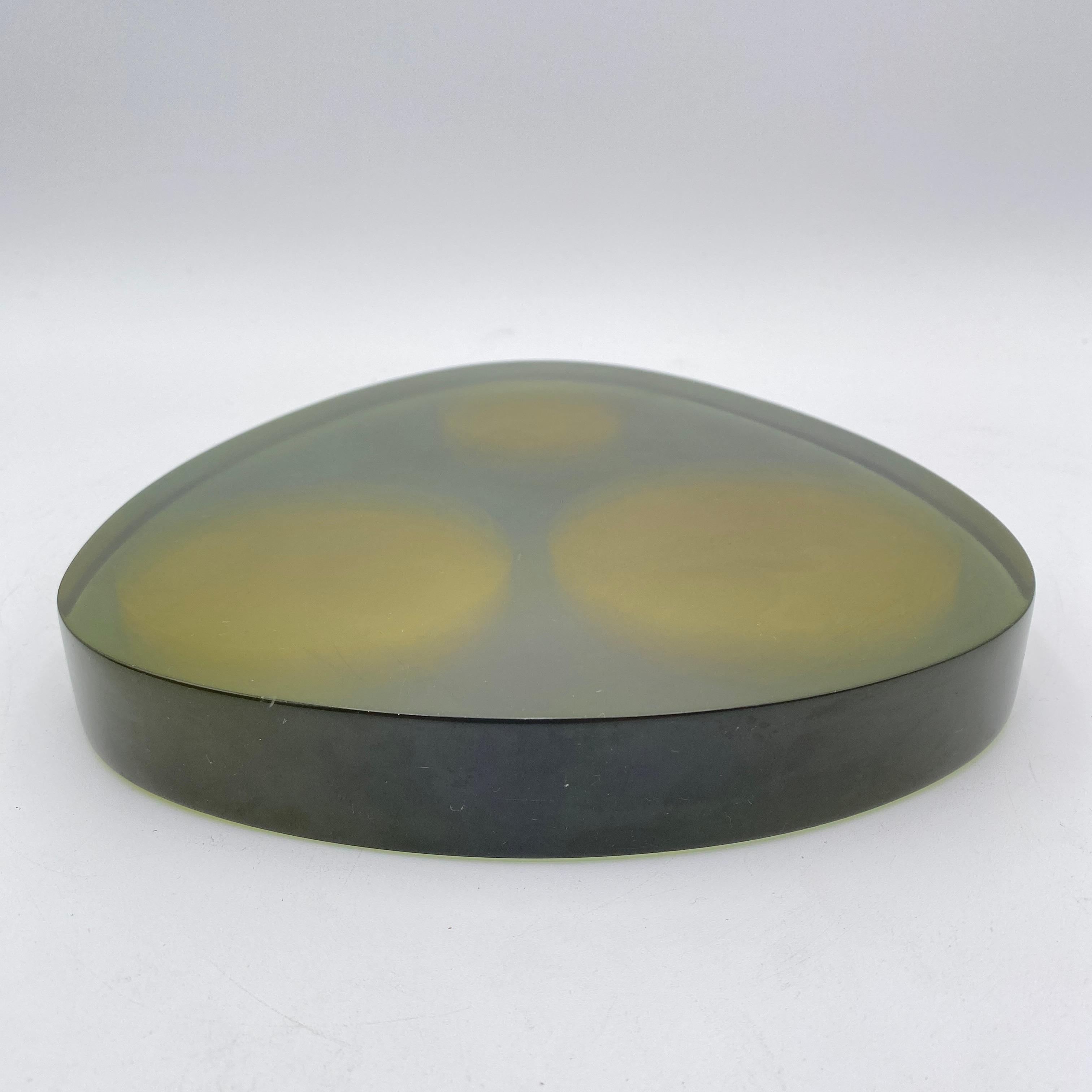 Lucite Abstract Art Sculpture 20th Century In Good Condition For Sale In San Juan Capistrano, CA