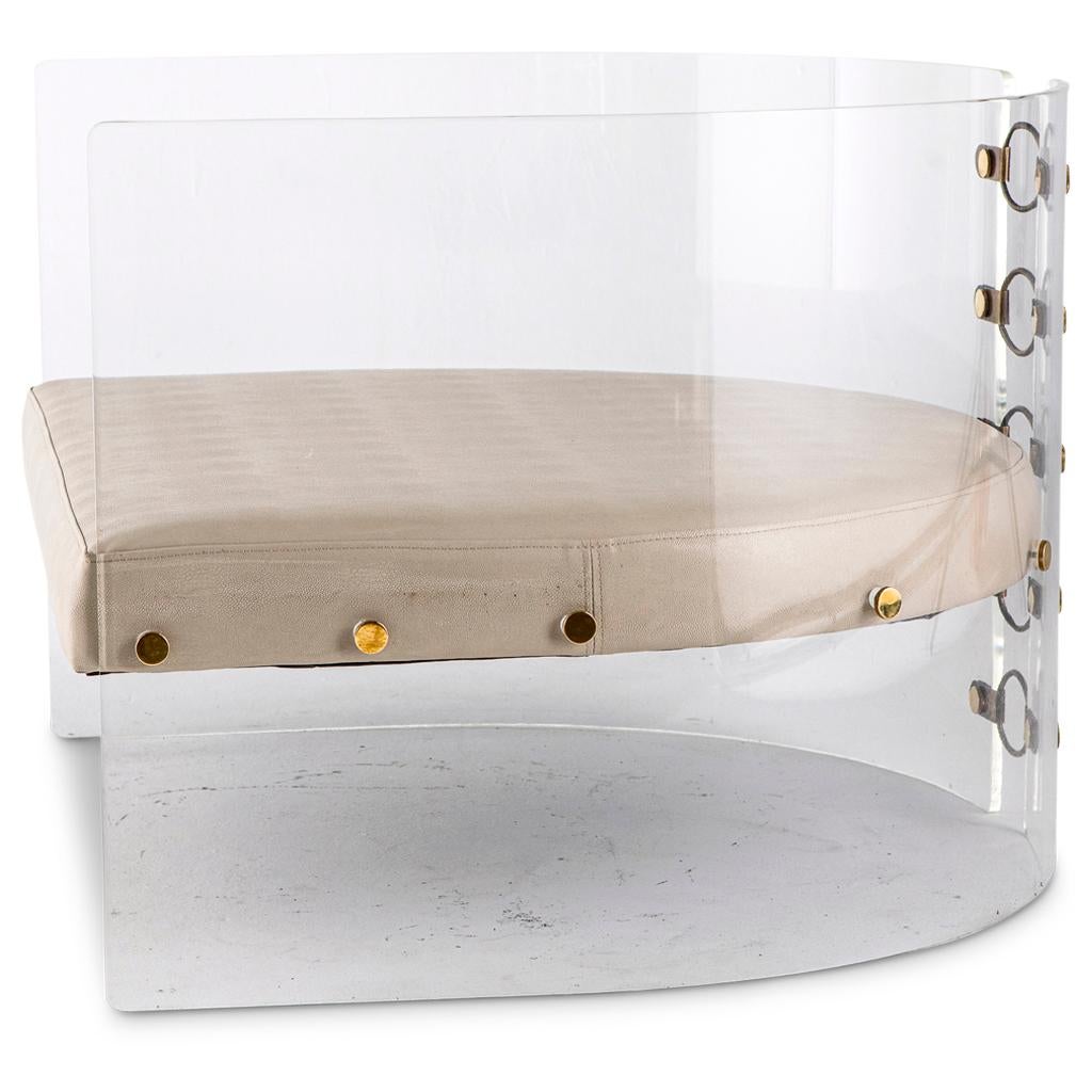 Jetson Glamour Lounge Chair aus Lucite-Acryl:: Messing und Leder (Moderne) im Angebot