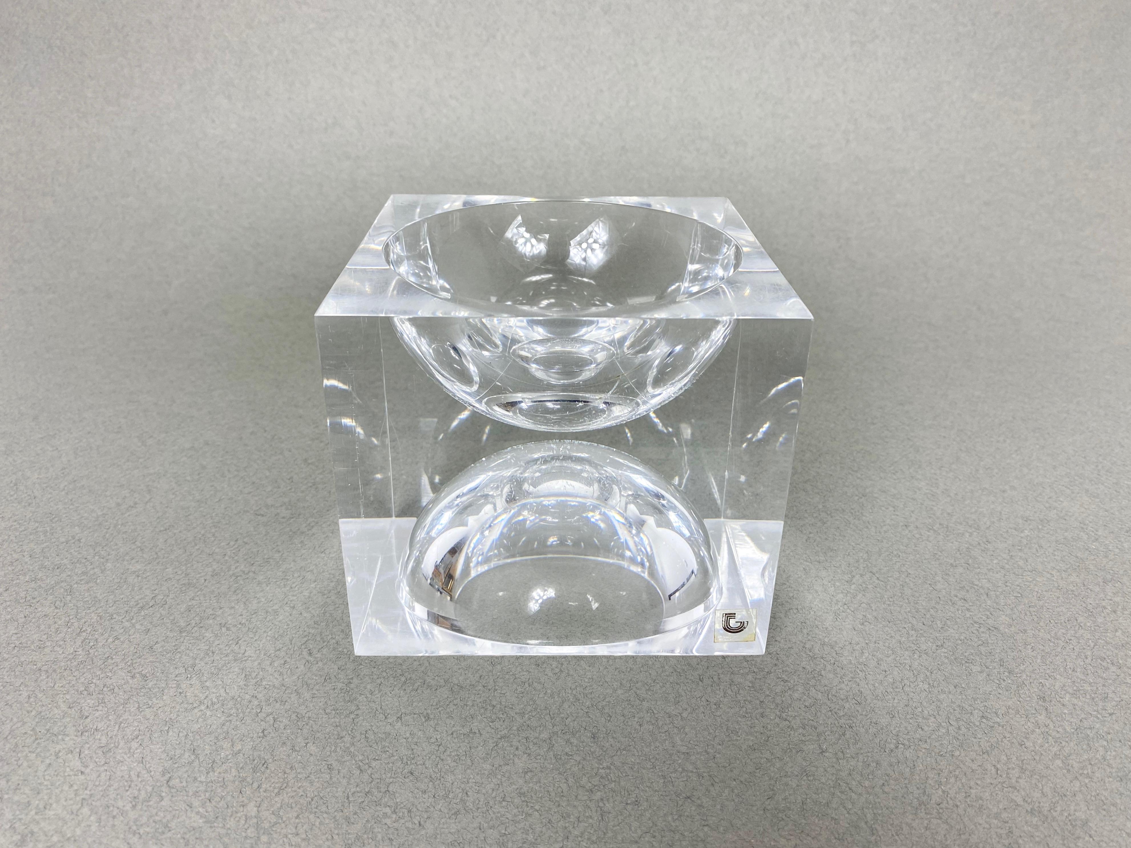 Lucite Acrylic Cubic Sculpture by Team Guzzini, Italy, 1970s Spiral Geometry 10