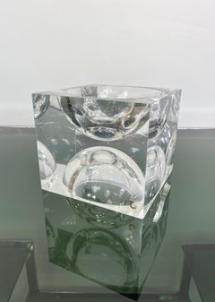 Scultura cubica in lucite acrilica del Team Guzzini, Italia, anni '70 Geometria a spirale